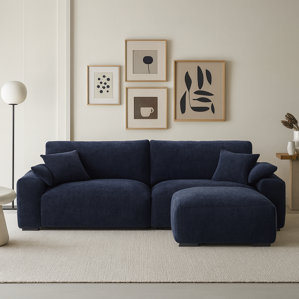 Le canapé et le pouf bleu marine Empress