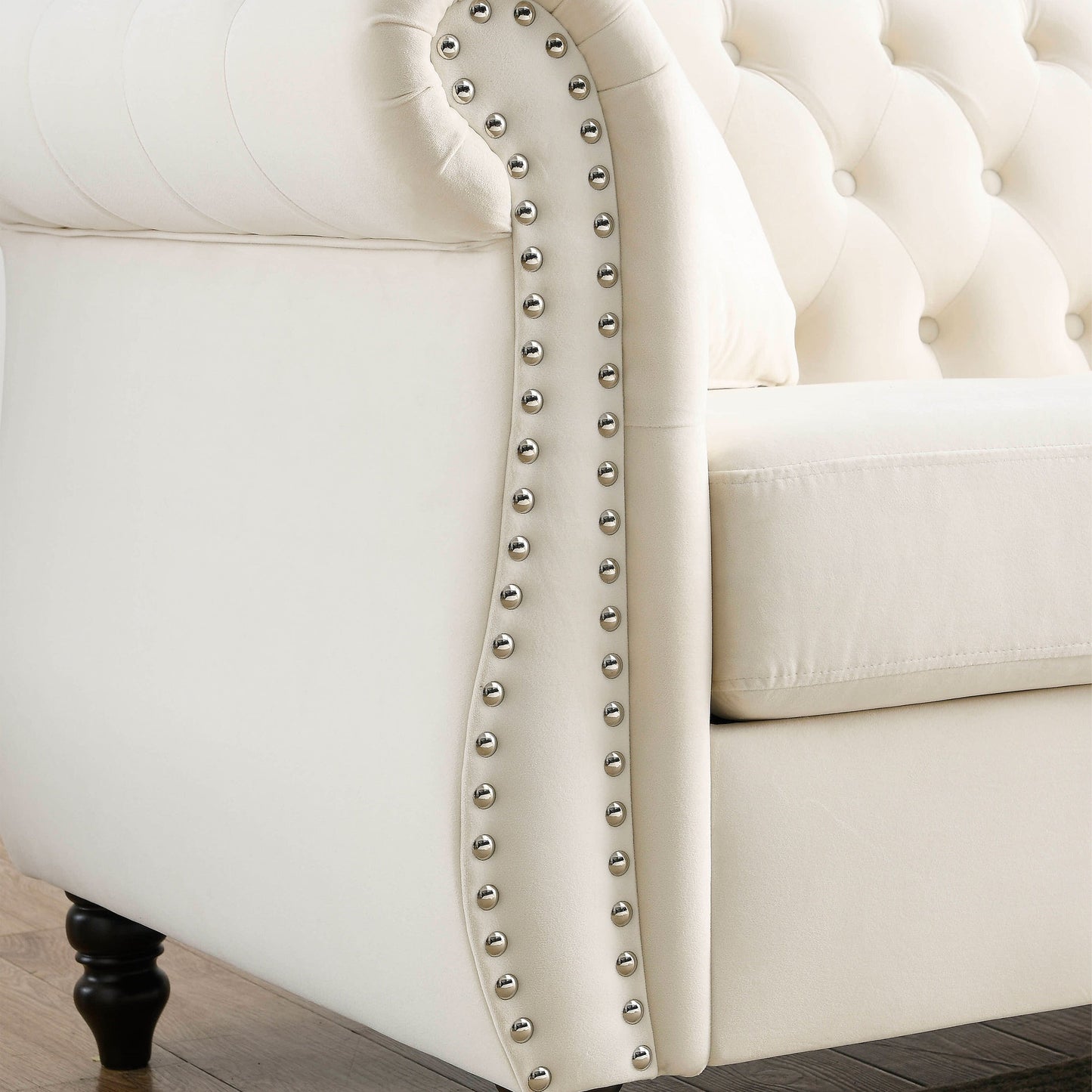 Canapé Chesterfield 3 places en velours 80 avec motif capitonné, garniture cloutée et 2 coussins