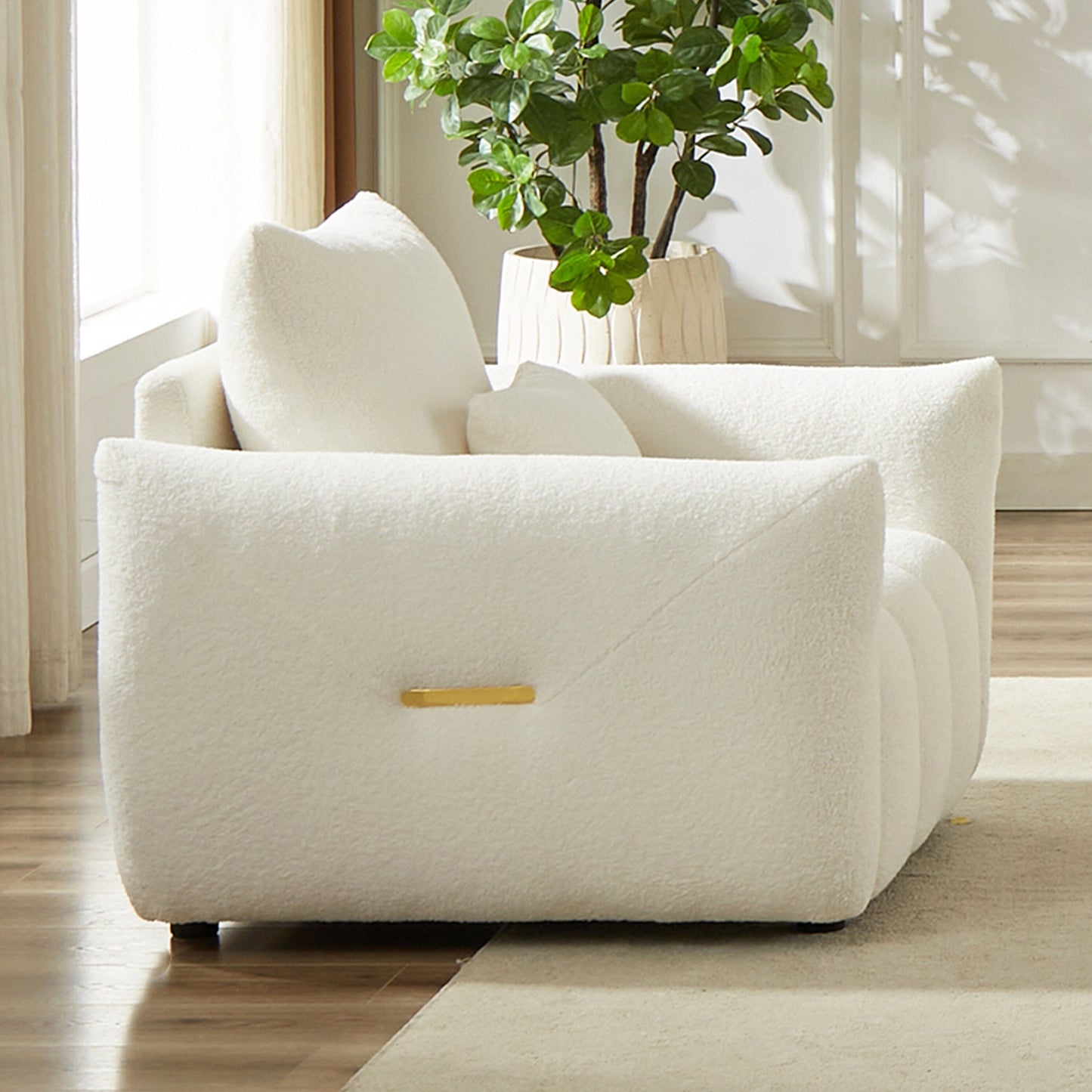 Canapé 3 places en tissu de 82 pouces avec coussins de dossier moelleux, cadre en bois massif et coussins en mousse confortables