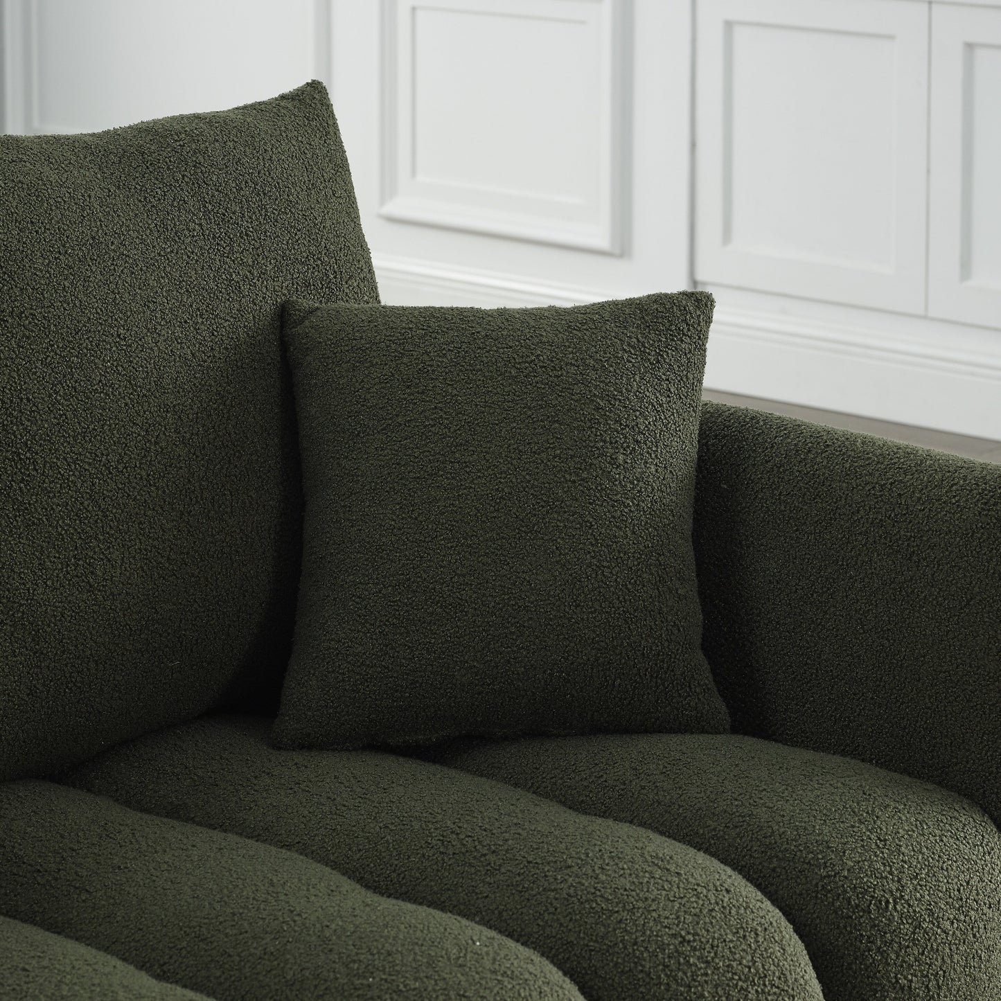 Canapé 3 places en tissu de 82 pouces avec coussins de dossier moelleux, cadre en bois massif et coussins en mousse confortables
