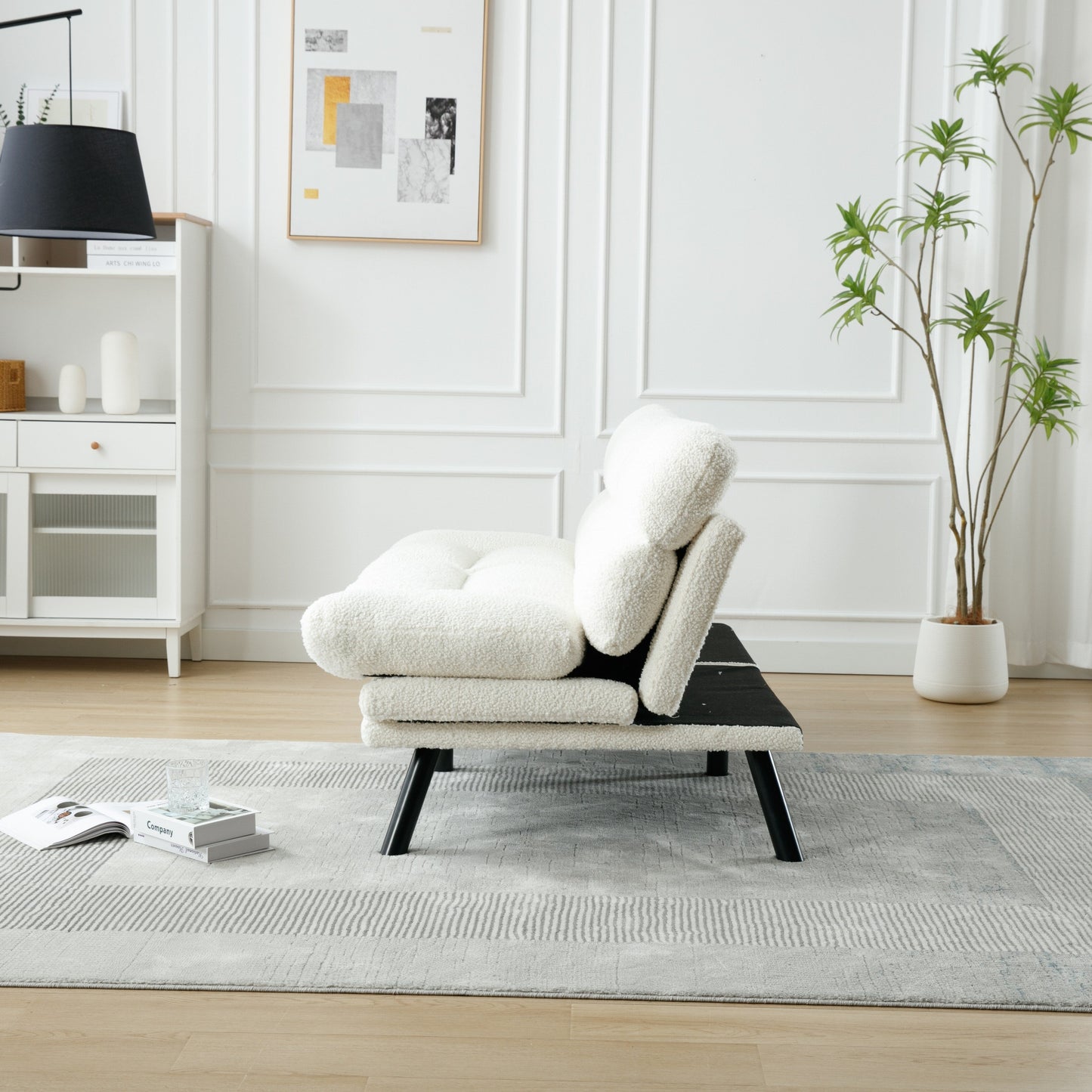Meubles de chambre, meubles de salon, canapé avec coussin épais, canapé-lit, canapé-lit avec pieds en métal.