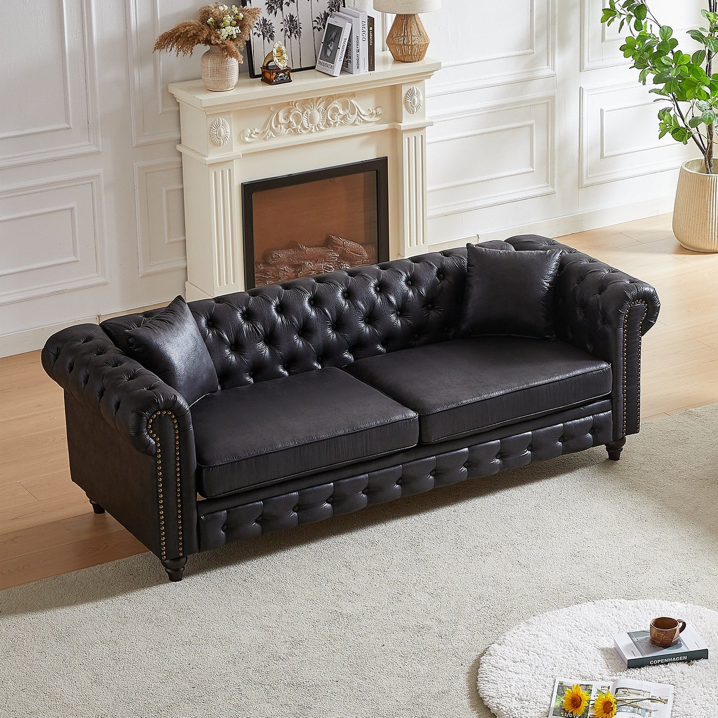 Canapé 3 places Chesterfield 85.5 en tissu technique avec coussins