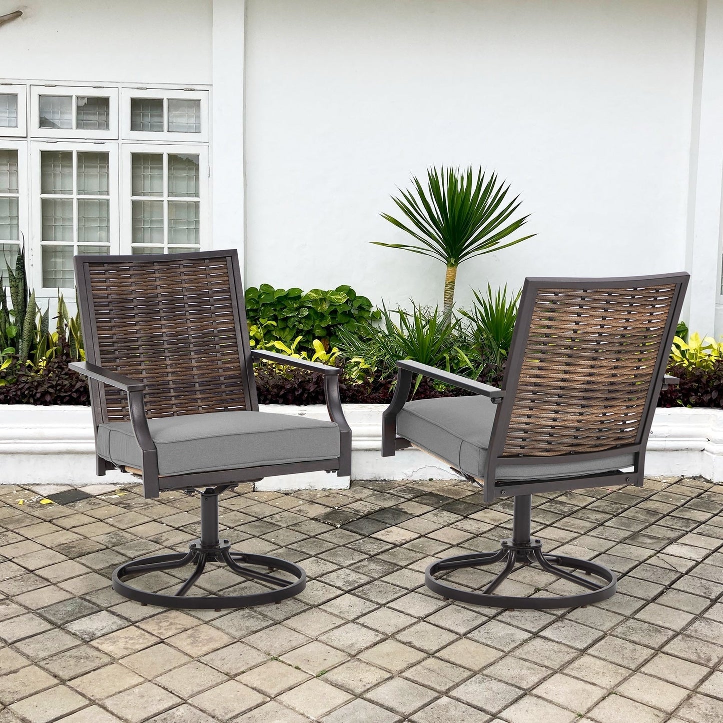 Lot de 2 chaises pivotantes EROMMY pour salle à manger, en osier et aluminium, avec cadre en aluminium résistant aux intempéries.