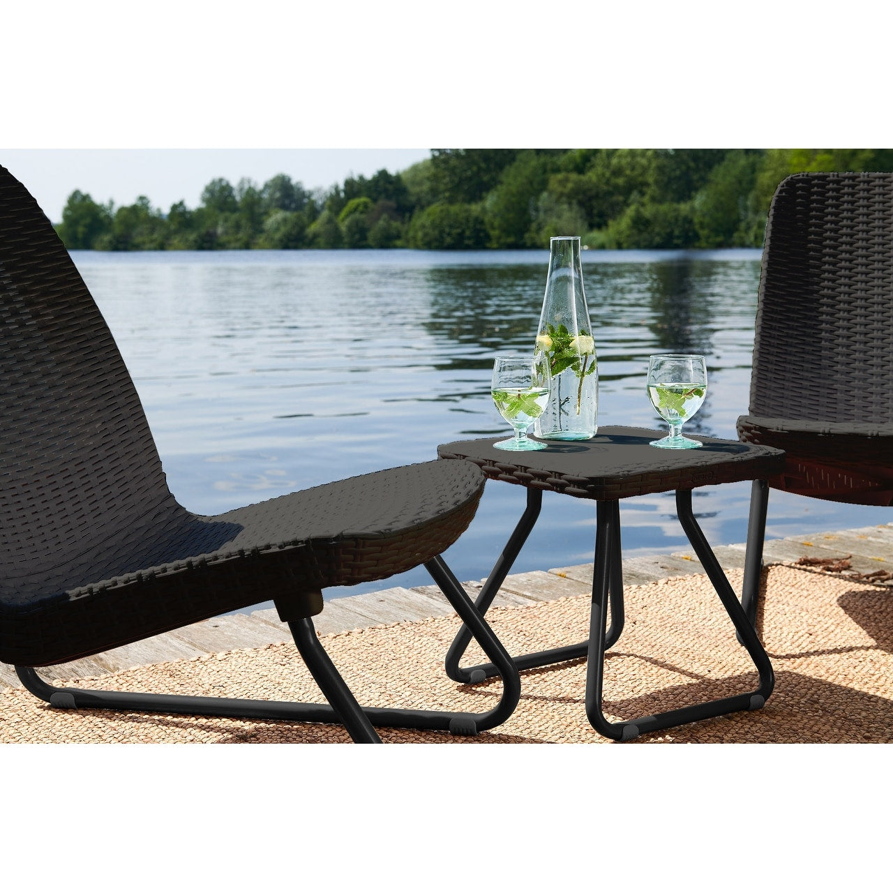 Ensemble de 3 chaises et table de conversation d'extérieur toutes saisons Keter Rio