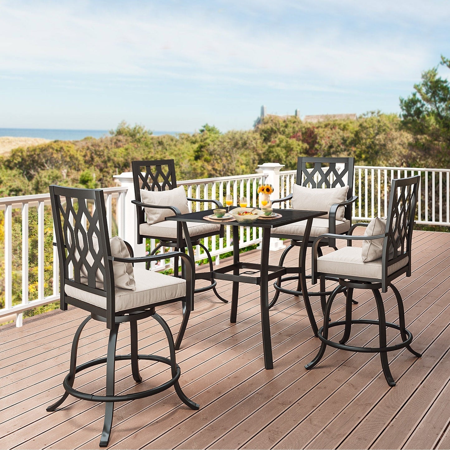 Ensemble de salle à manger d'extérieur pivotant avec chaises coussinées de 29 W et table de patio