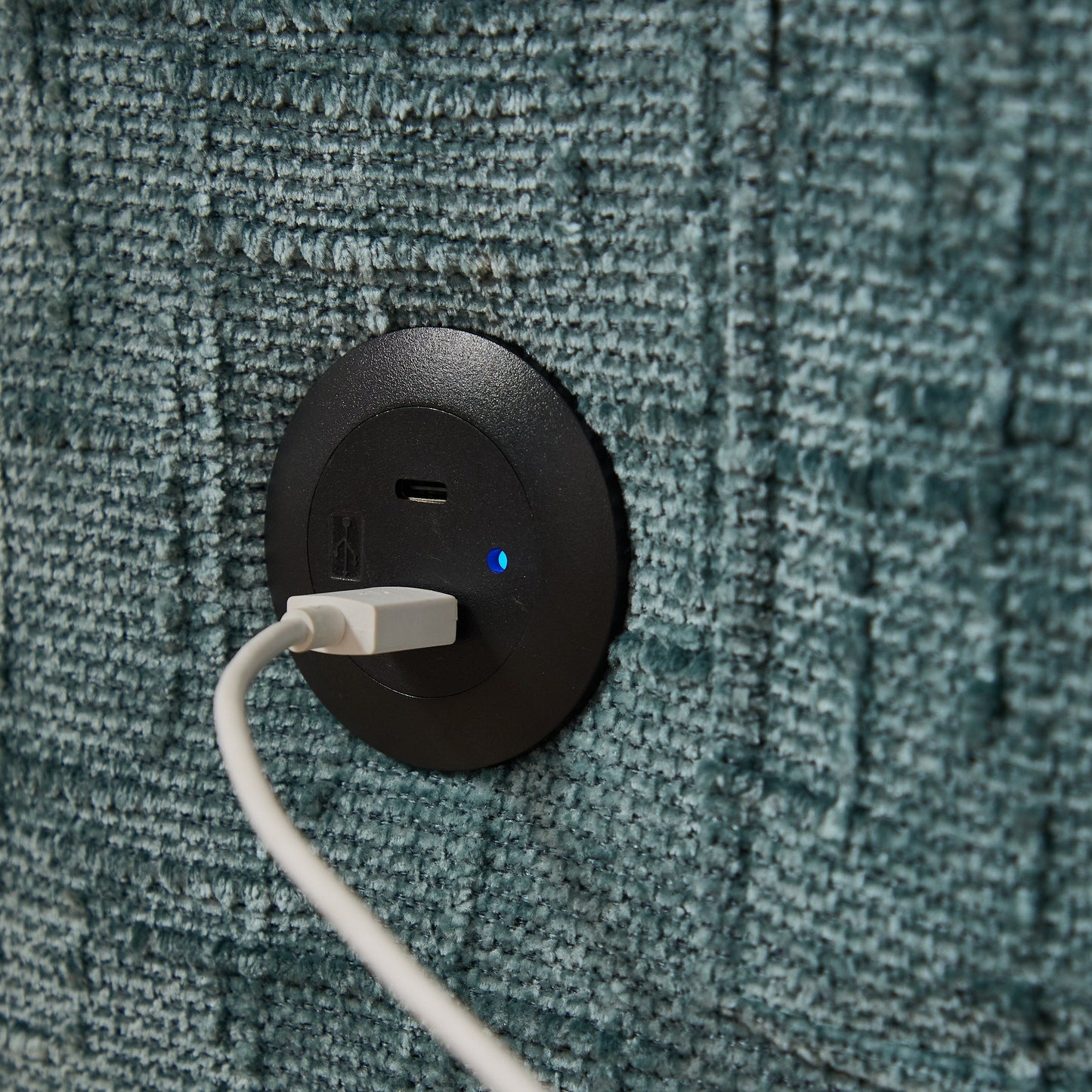 Canapé 2 places en chenille de style moderne avec pieds en bois, éclairage LED, port de chargement USB et sac de rangement, pour salon, chambre, bureau