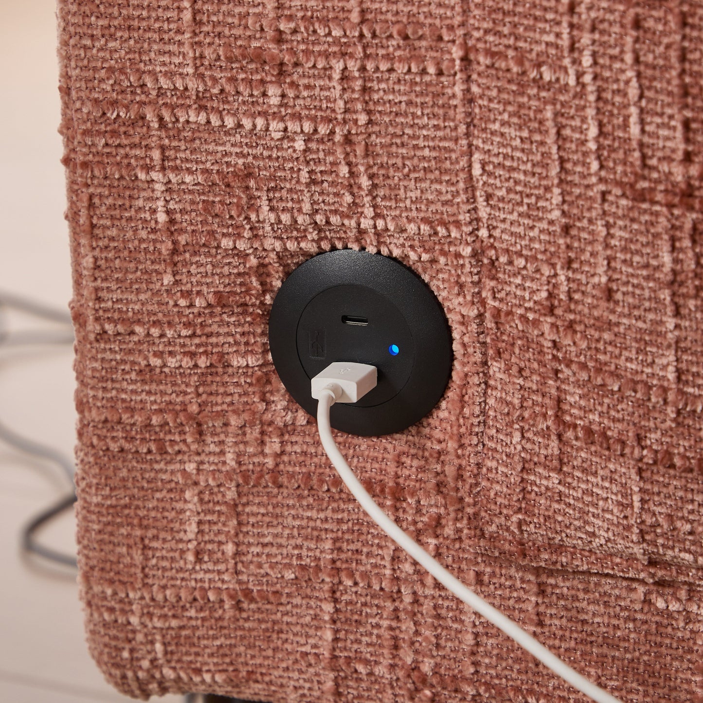 Canapé 2 places en chenille de style moderne avec pieds en bois, éclairage LED, port de chargement USB et sac de rangement, pour salon, chambre, bureau