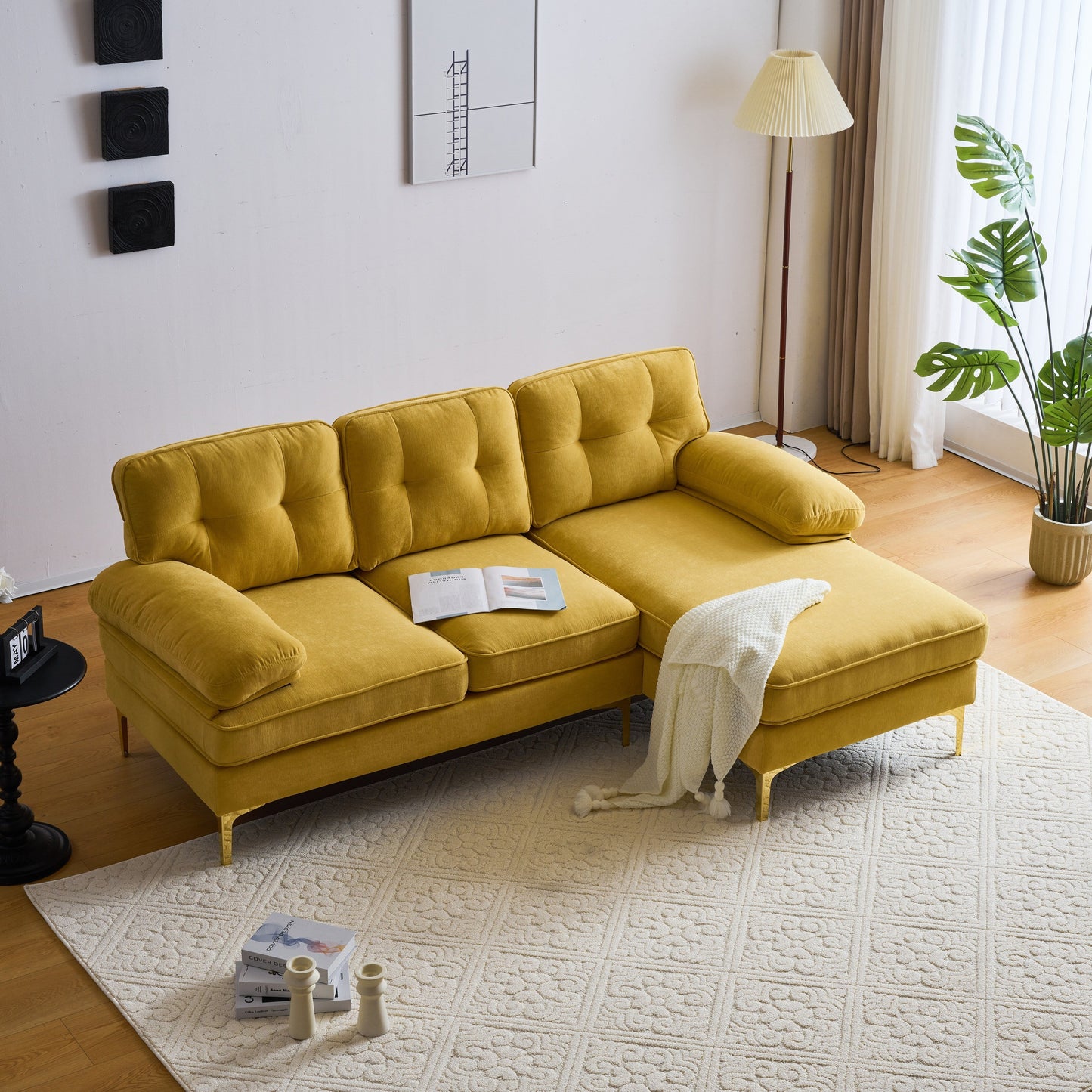 Canapé sectionnel moderne en velours en forme de L avec pieds en métal et dossier large pour salon et chambre à coucher