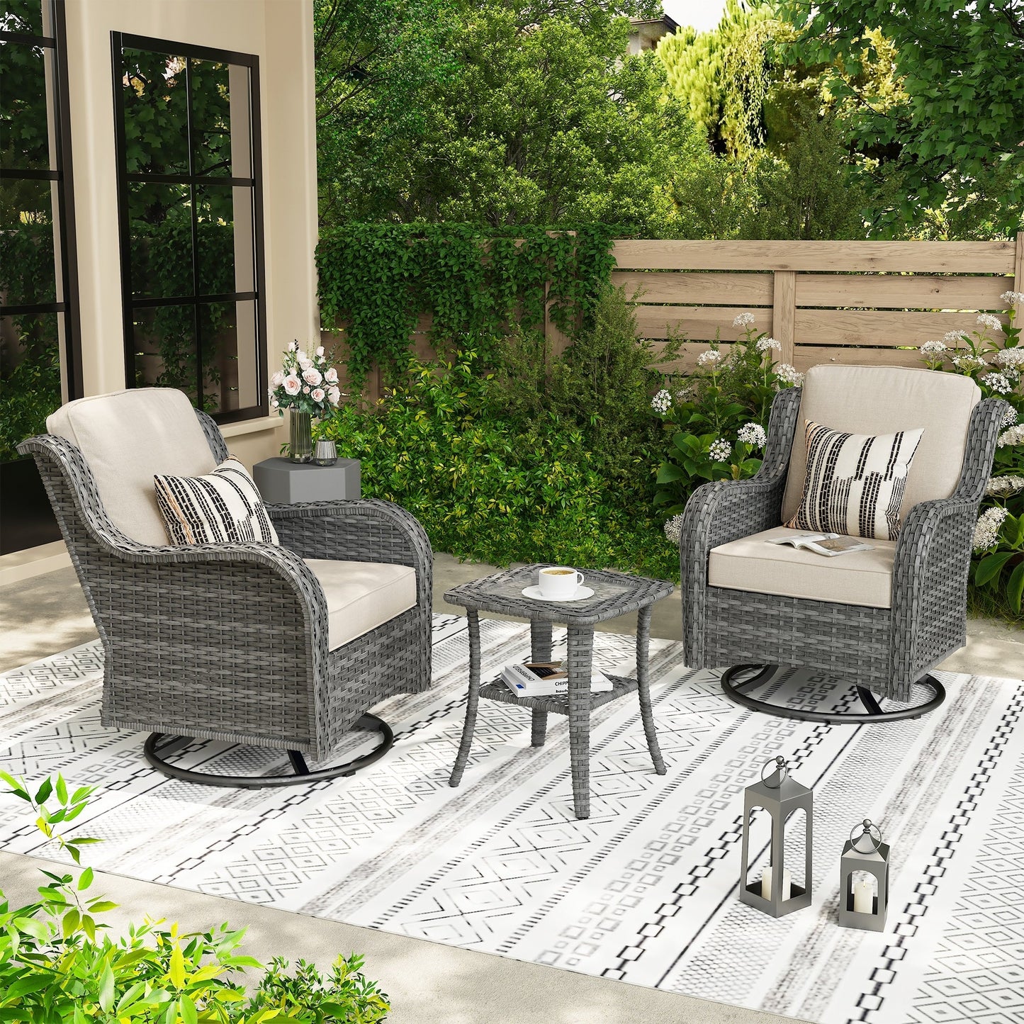 Ensemble de 3 chaises pivotantes en osier pour patio OVIOS