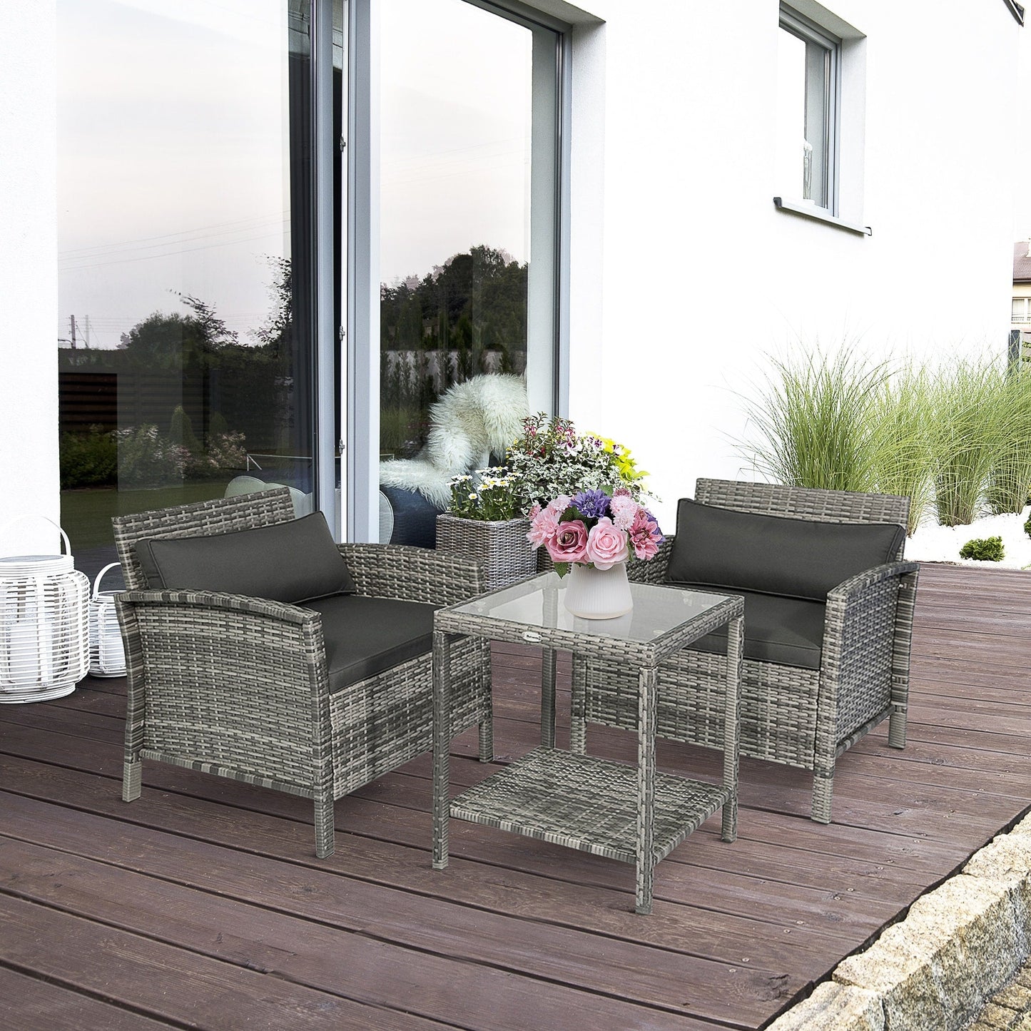 Outsunny Ensemble bistrot 3 pièces en rotin et osier avec coussins moelleux, salon de jardin avec table basse et étagère de rangement en verre