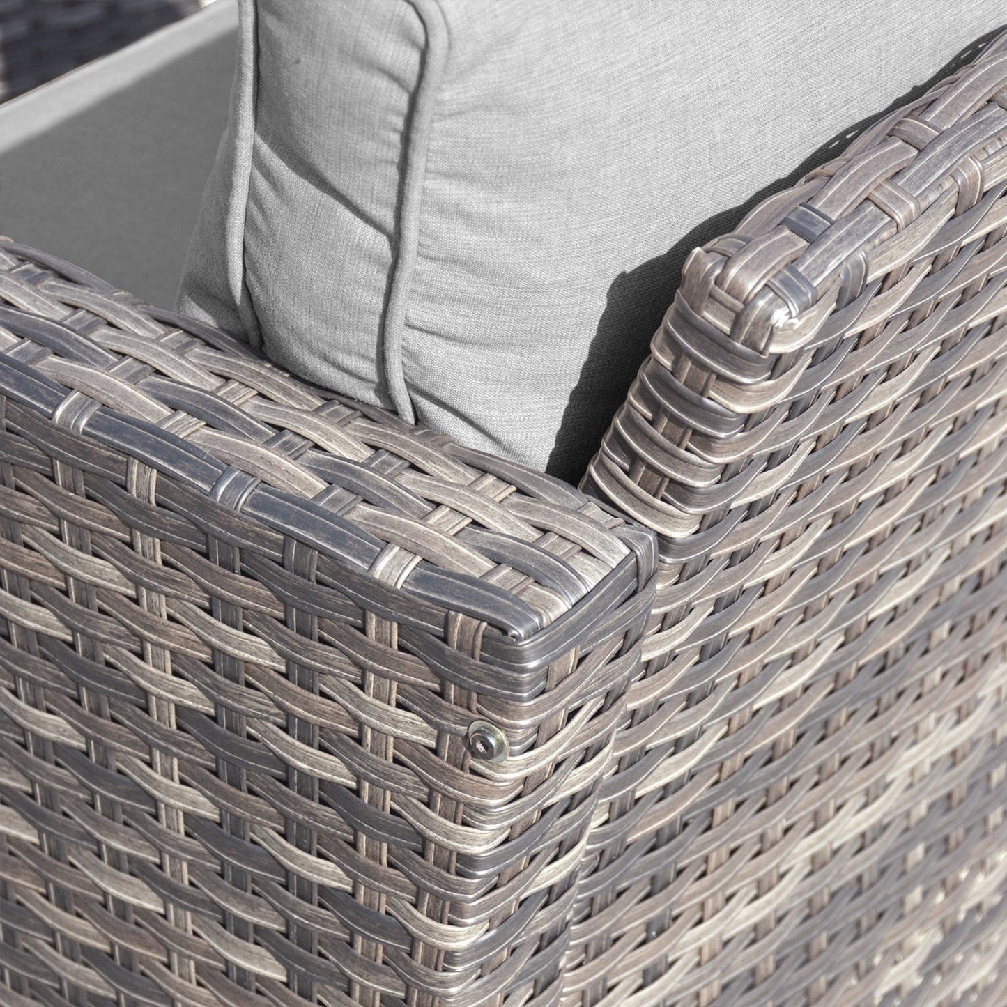 Ensemble de meubles de patio OVIOS 8 pièces en osier avec chaises pivotantes