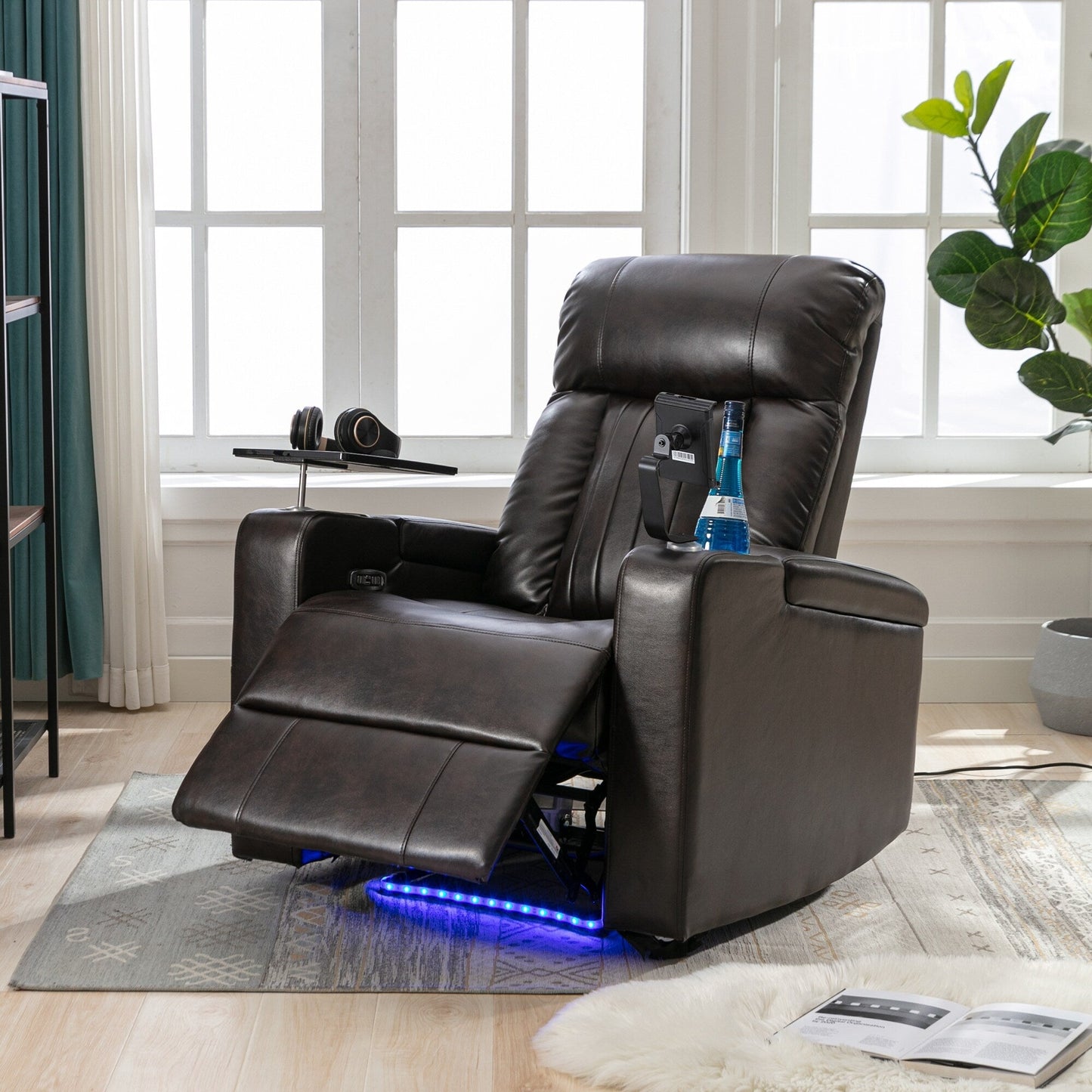 Fauteuil inclinable électrique haut de gamme avec accoudoirs de rangement, porte-gobelets, plateau pivotant et support pour téléphone portable