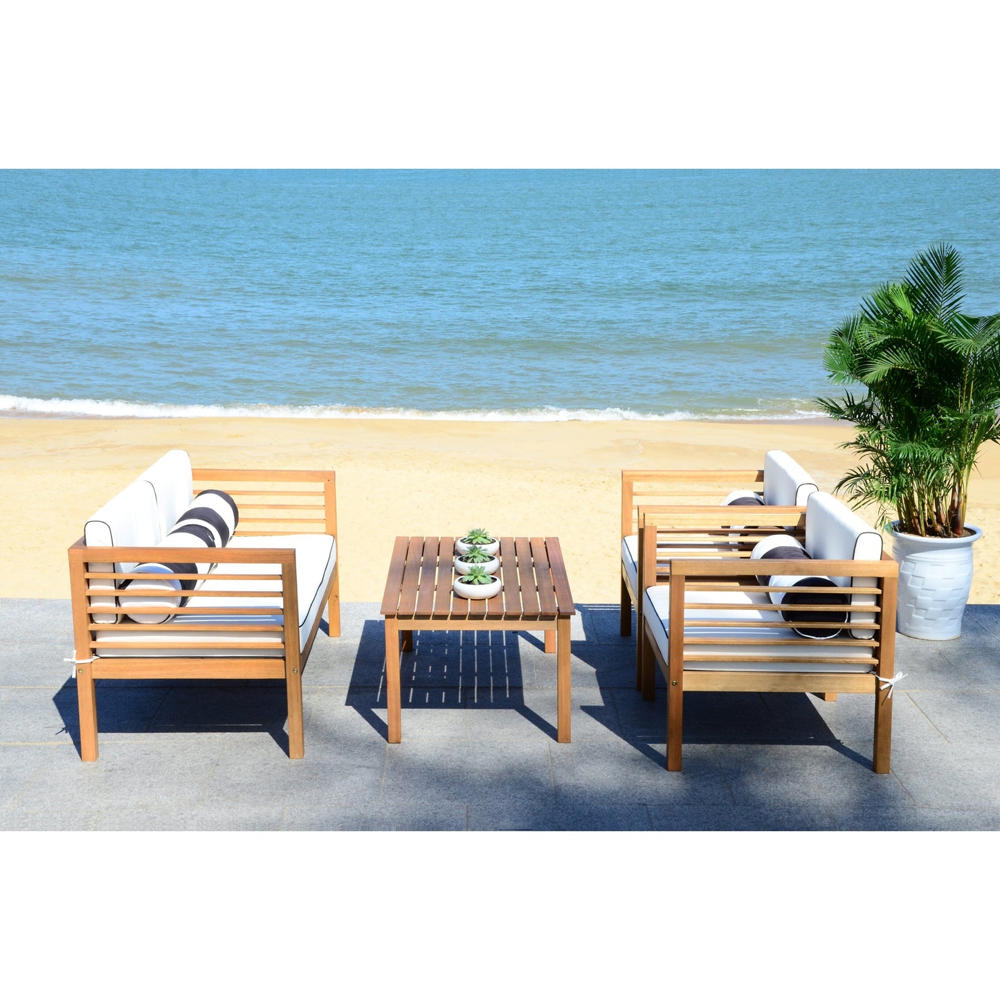 Ensemble de jardin d'extérieur SAFAVIEH Yoselin 4 pièces avec coussin décoratif – 51 L x 26 P x 26 H