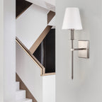 Applique murale à 1 lumière avec abat-jour en tissu blanc