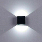 1 applique murale LED cube haut/bas