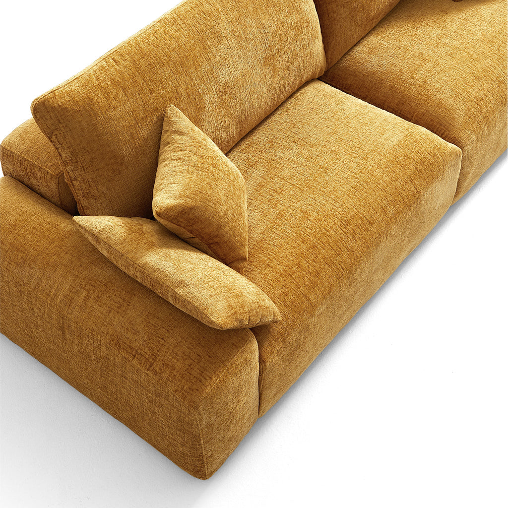 L'ensemble de canapés beiges Empress