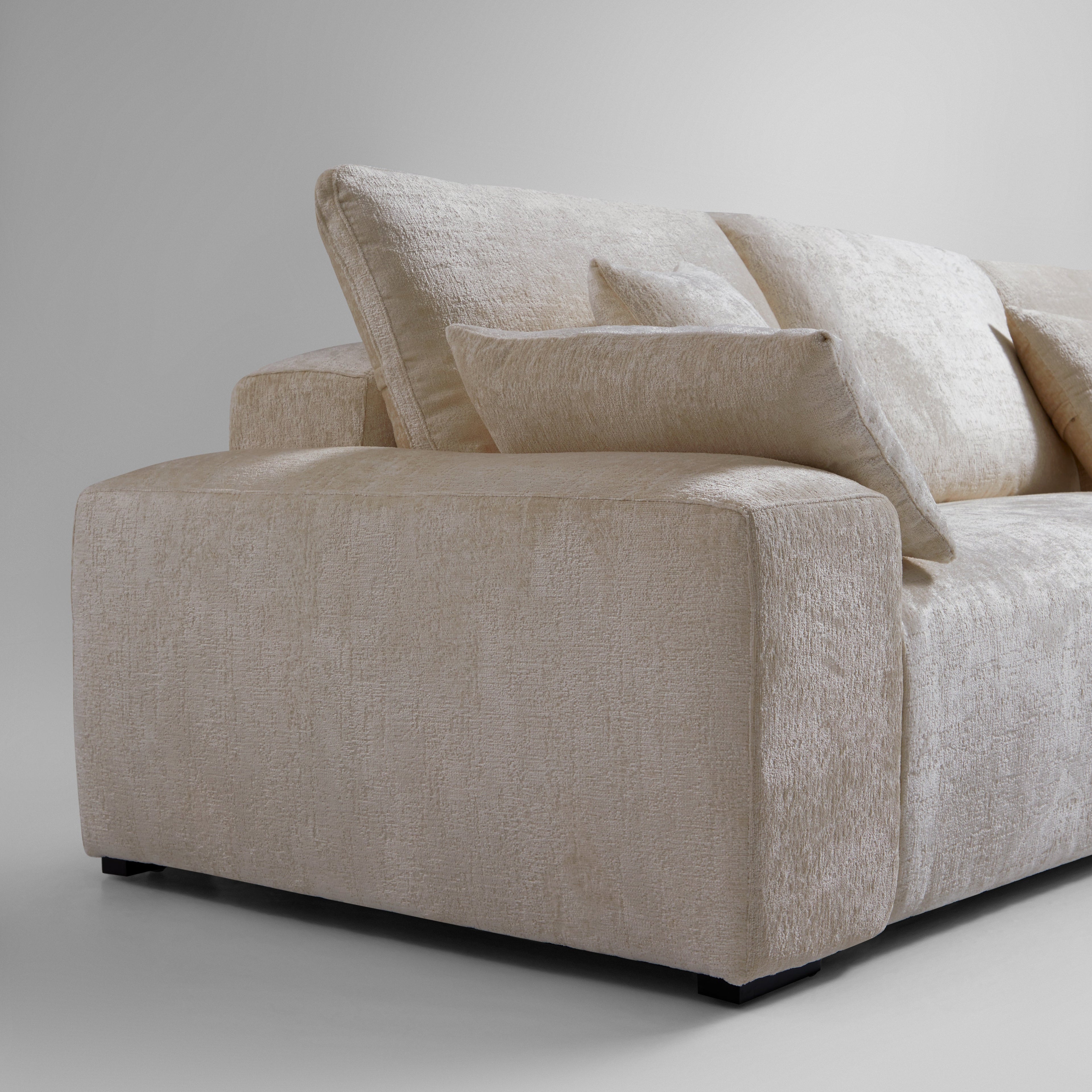 Le canapé sectionnel en U beige Empress