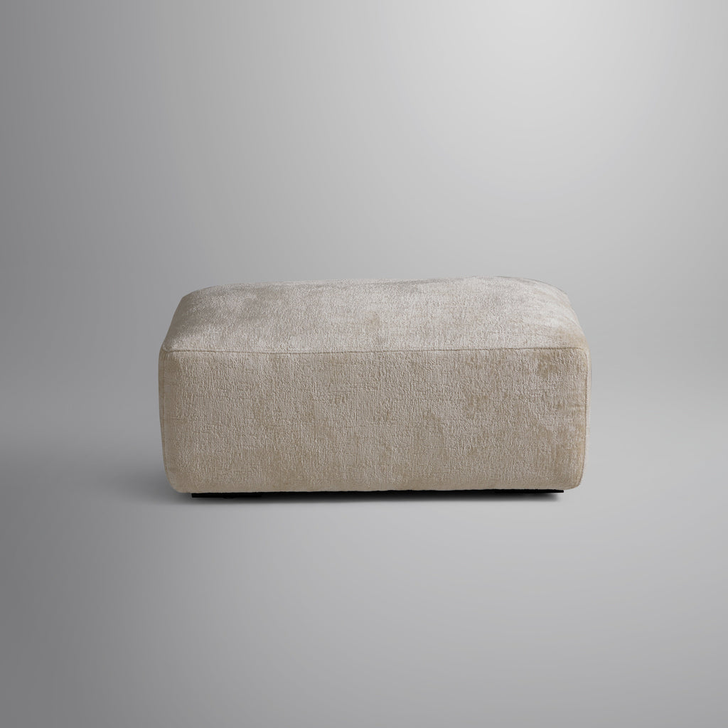 Le canapé et le pouf gris Empress