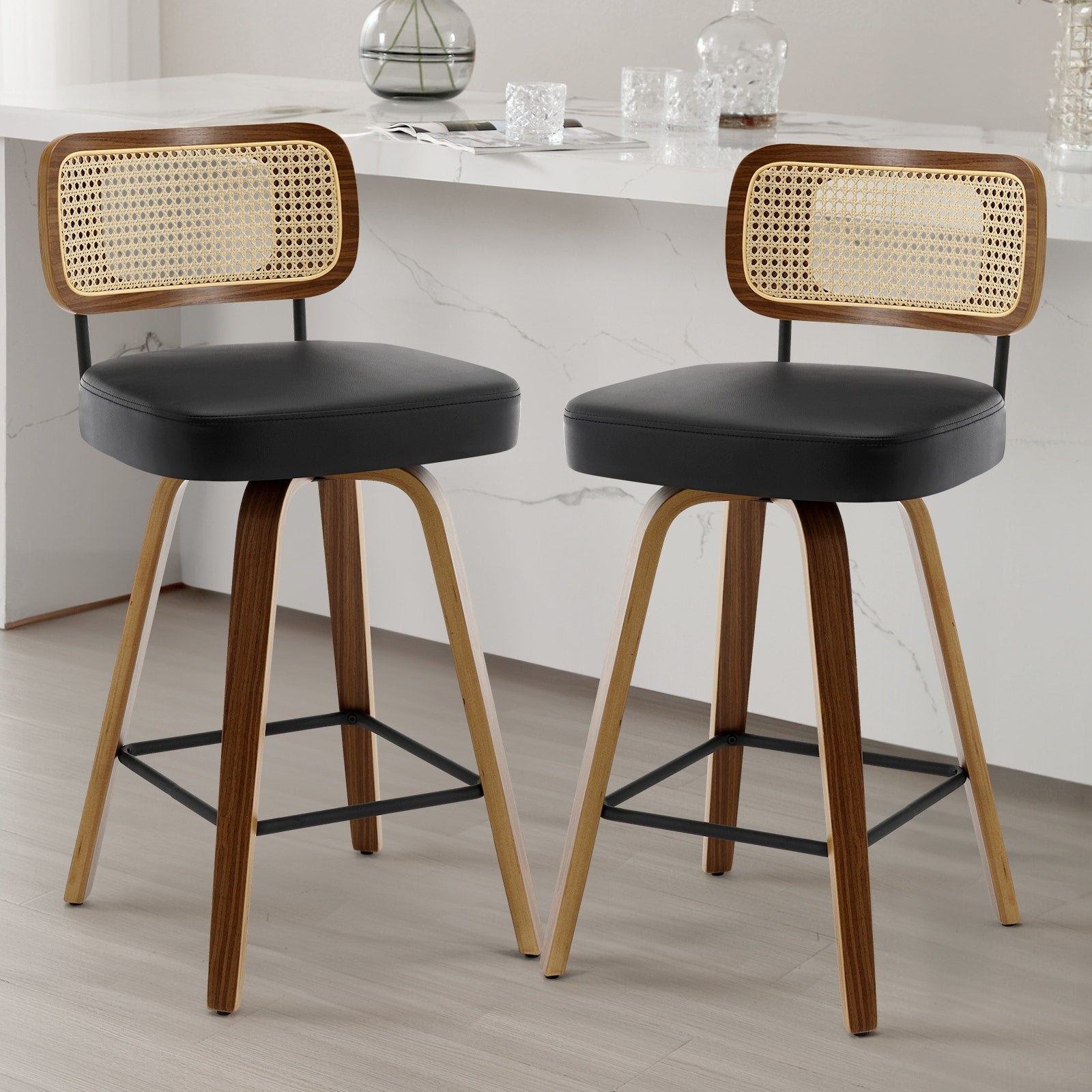 Tabourets de bar pivotants 26/29 avec pieds en bois courbé