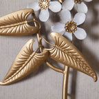Décoration murale avec cadre en bois et bouquet de fleurs en métal blanc et doré (lot de 2)