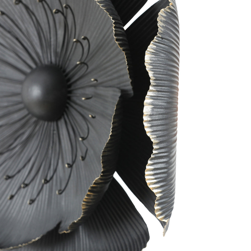 Décoration murale en métal gris foncé avec fleurs dorées de différentes tailles (lot de 3)