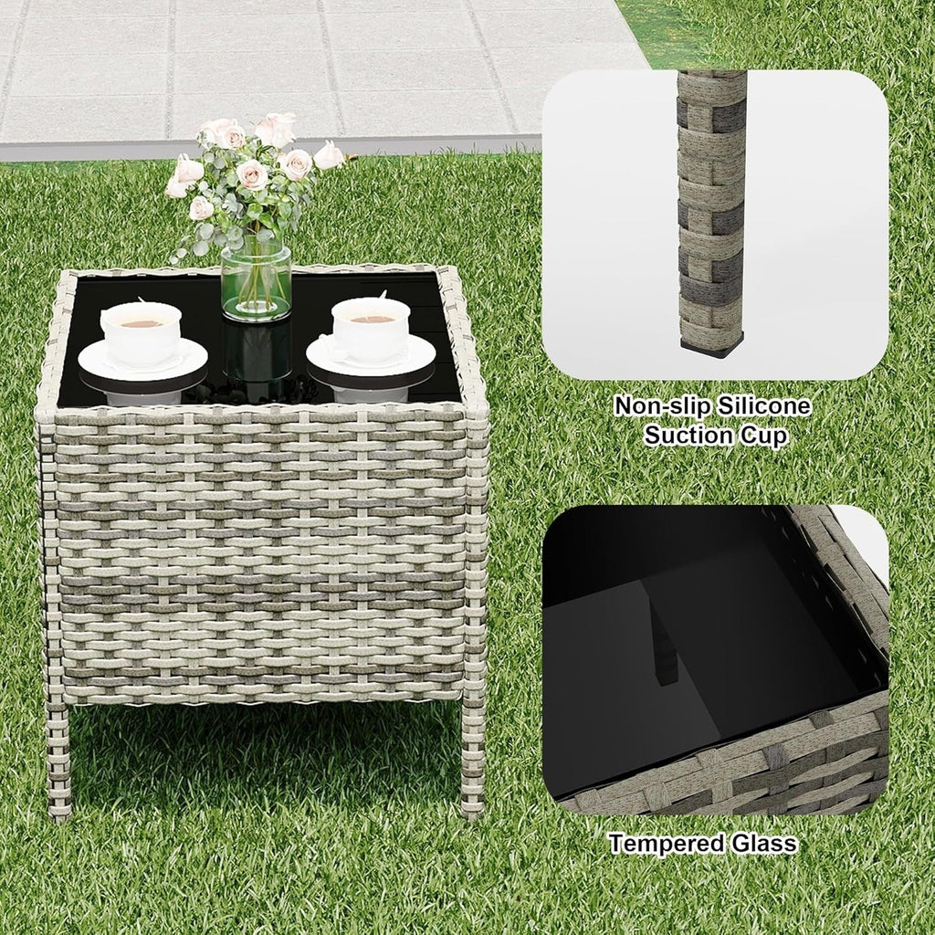 Ensemble de 3 chaises en rotin et osier avec table basse en verre