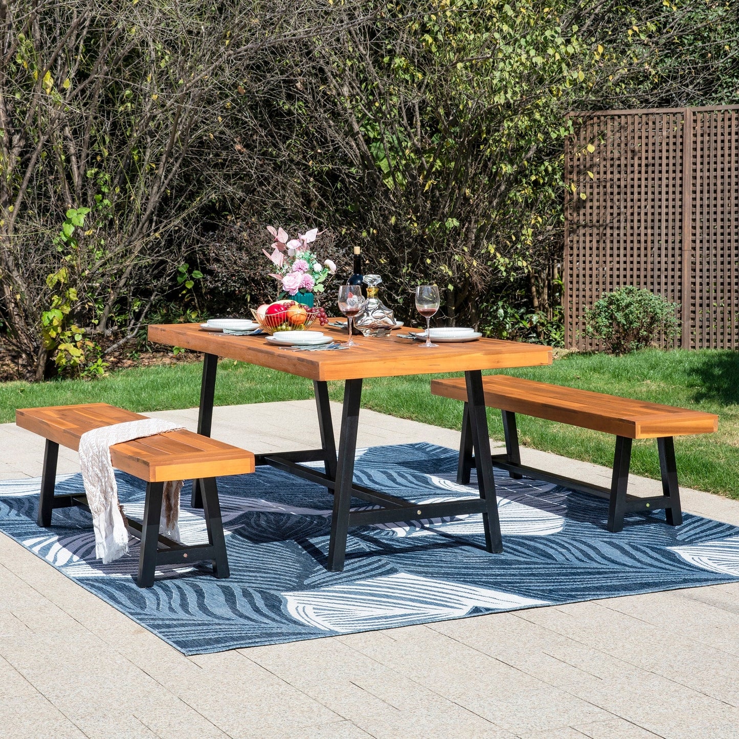 Ensemble de salle à manger d'extérieur 3 pièces MAISON ARTS en bois d'acacia avec 1 table basse rectangulaire pour pique-nique et 2 bancs
