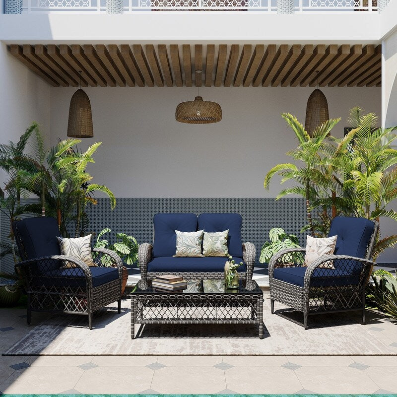 Ensemble de 4 chaises de patio Patio Watcher en osier gris avec coussins et table basse
