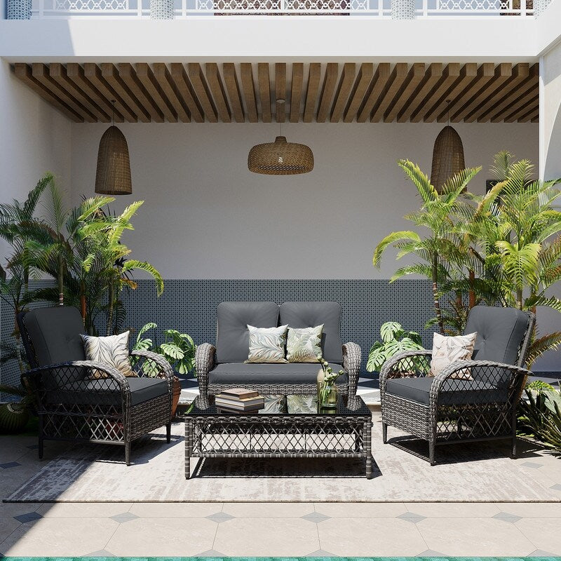 Ensemble de 4 chaises de patio Patio Watcher en osier gris avec coussins et table basse