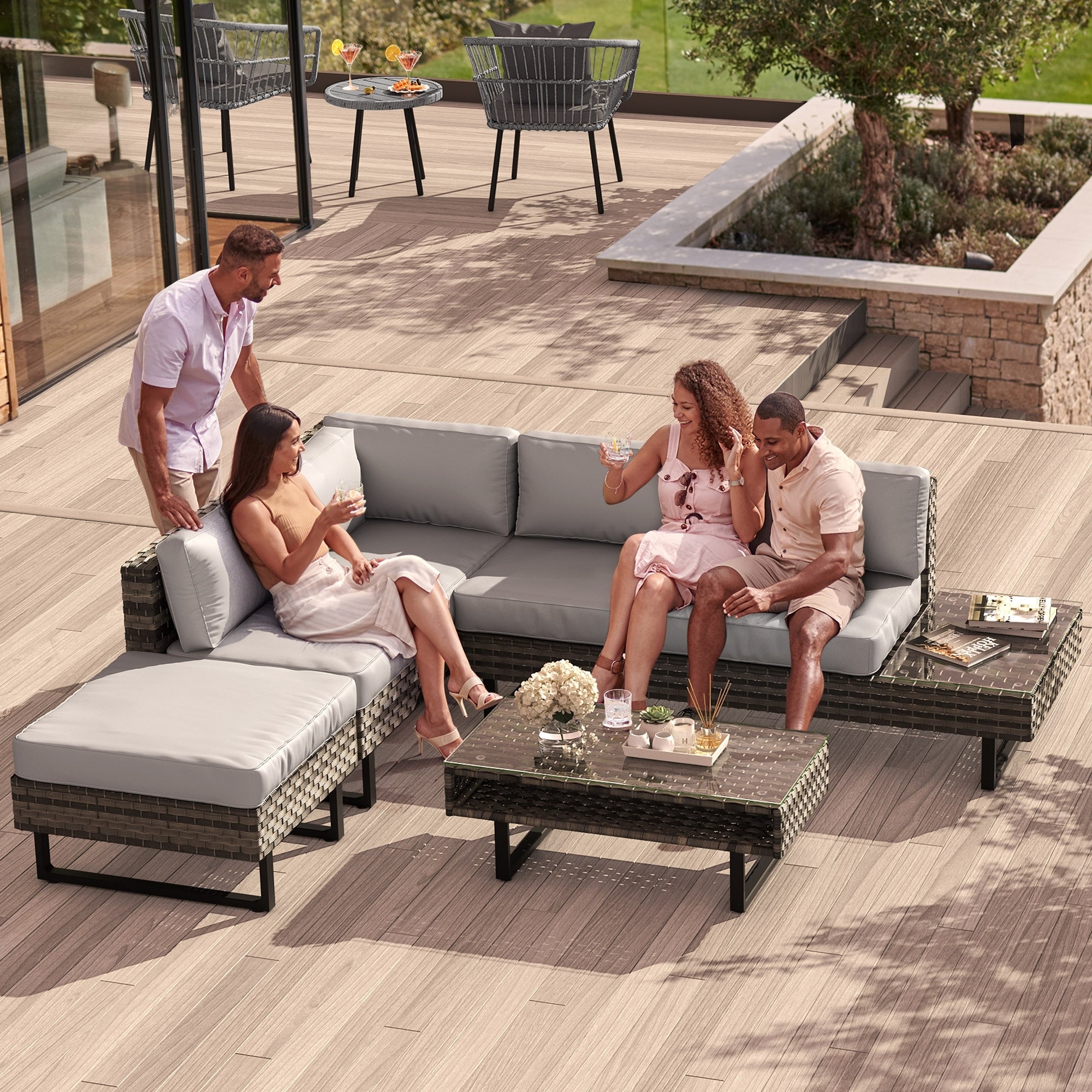 Ensemble de 4 canapés d'extérieur en osier Moasis avec table basse