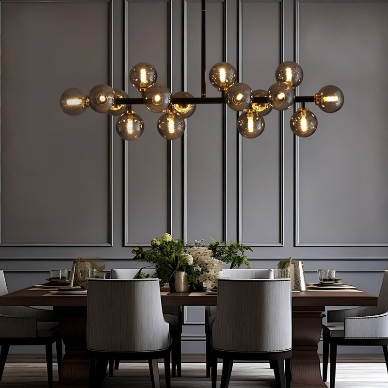 Lustre linéaire moderne du milieu du siècle de 40 po, suspension Spoutnik à 16 ampoules en laiton doré avec globe en verre dépoli pour salle à manger