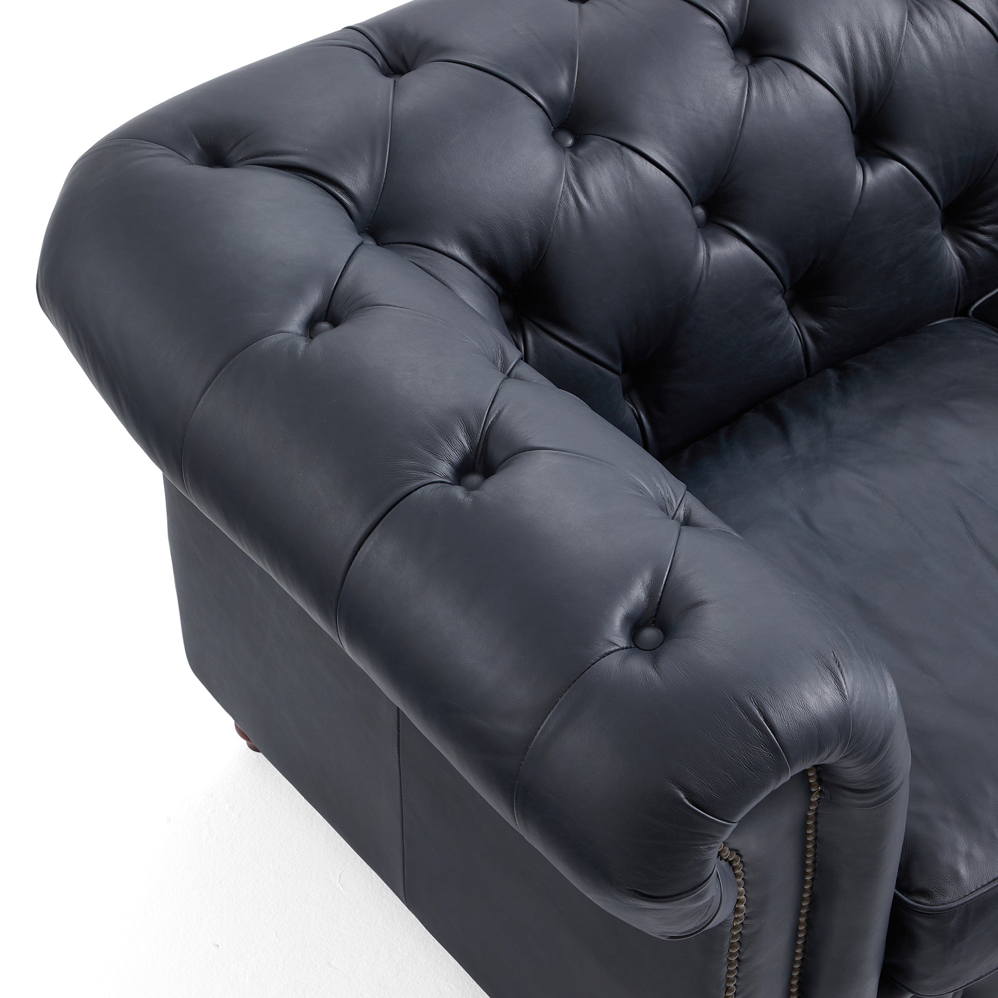 Durango Chesterfield Top Grain Leather Tufted Sofa
