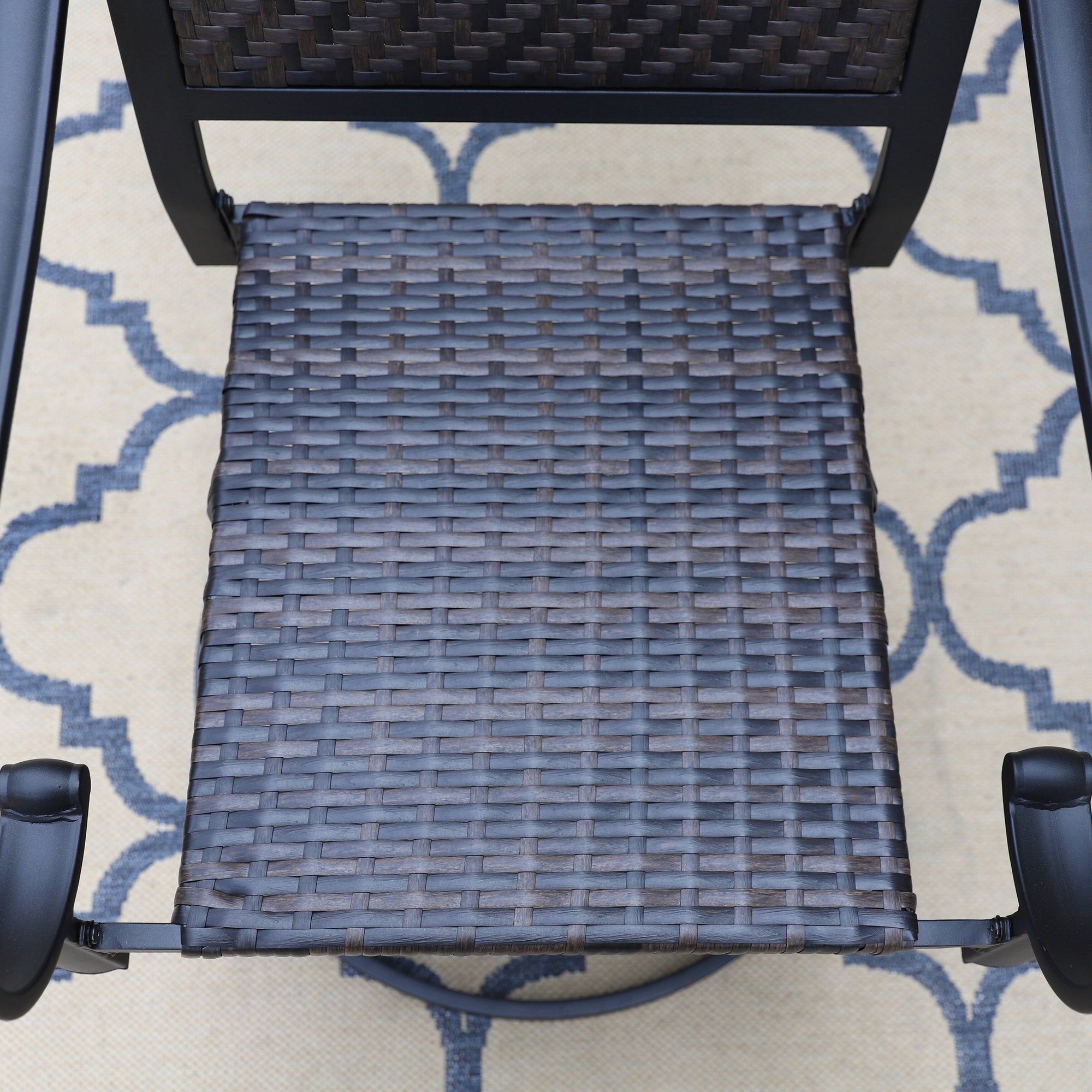 MAISON ARTS 5/7-piece Patio Dining Set, 4/6 Rattan Swivel Chairs with Cushion and 1 Metal Table with Umbrella Hole