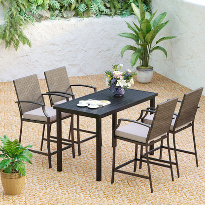 Ensemble de salle à manger de 5 pièces, 4 chaises de bar pivotantes en rotin ou 4 chaises de bar pivotantes en métal et 1 table de bar rectangulaire en métal
