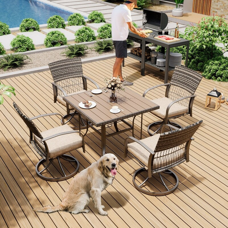 Ensemble de salle à manger d'extérieur en métal 5 pièces avec table carrée et chaises pivotantes en rotin avec coussin