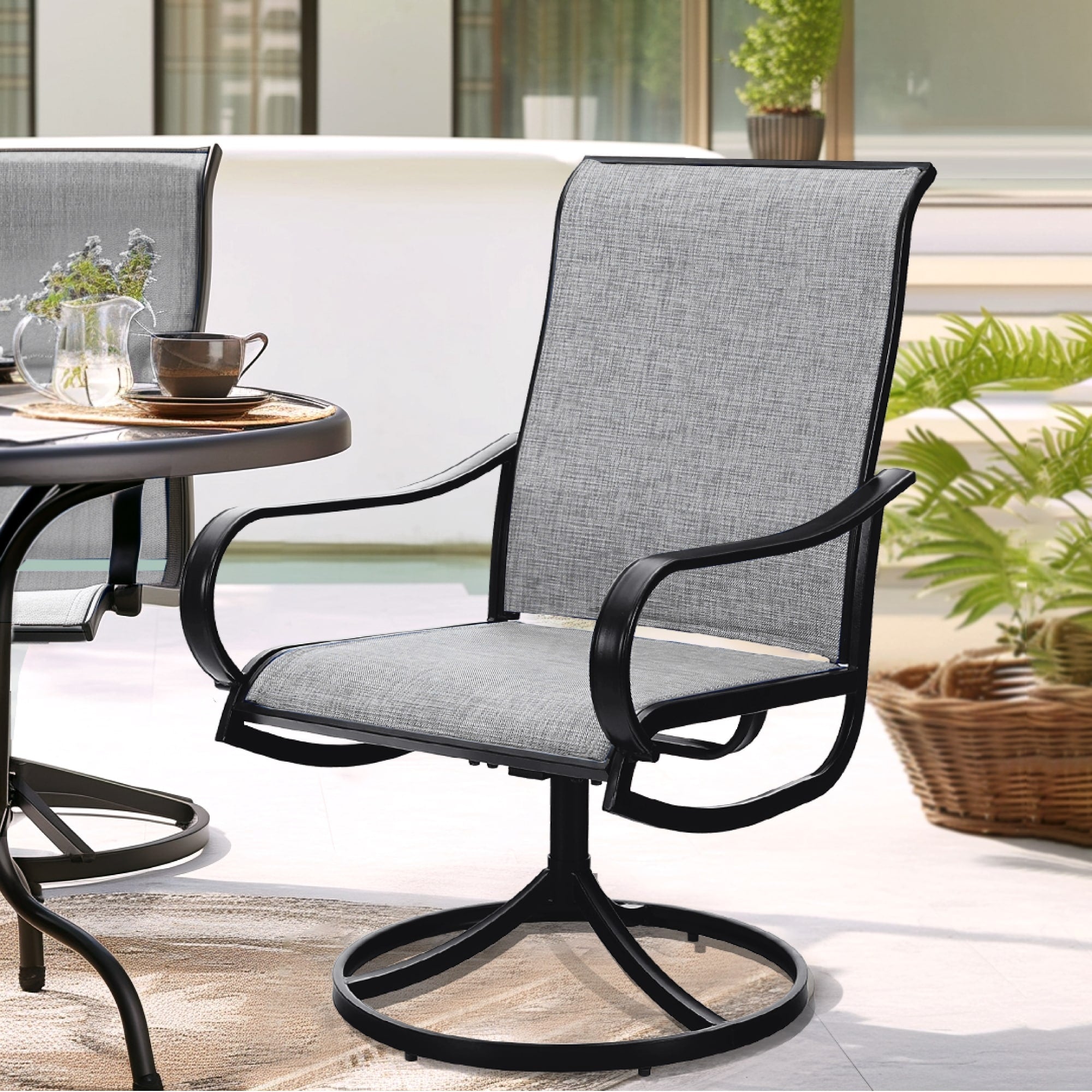 Ensemble de salle à manger de patio 5 pièces MAISON ARTS, 4 chaises pivotantes en toile et une table carrée en métal de 37 po avec trou pour parasol de 1,57 po