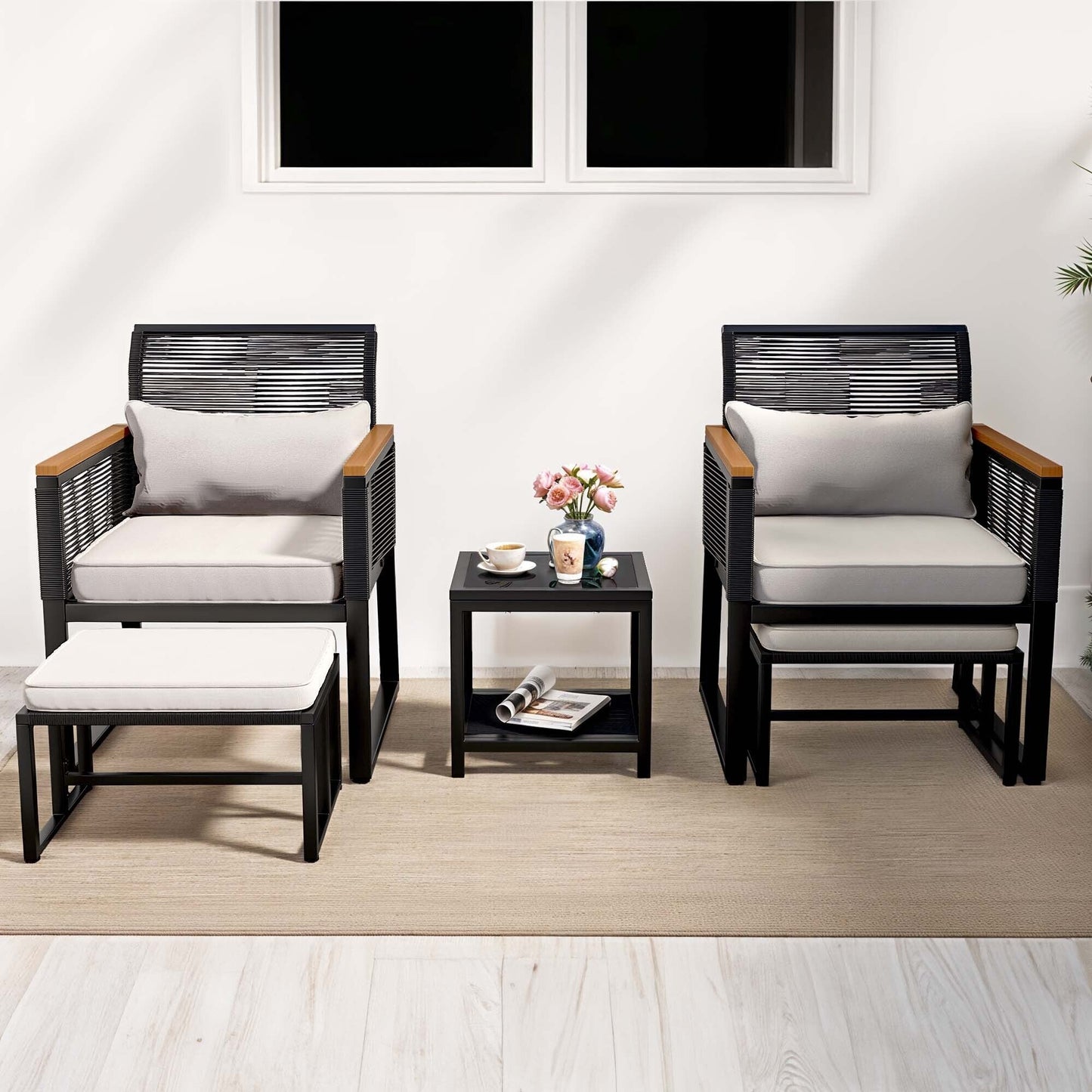 Ensemble bistro 5 pièces en osier avec coussins - 23,2 L x 28 l x 30,7 H