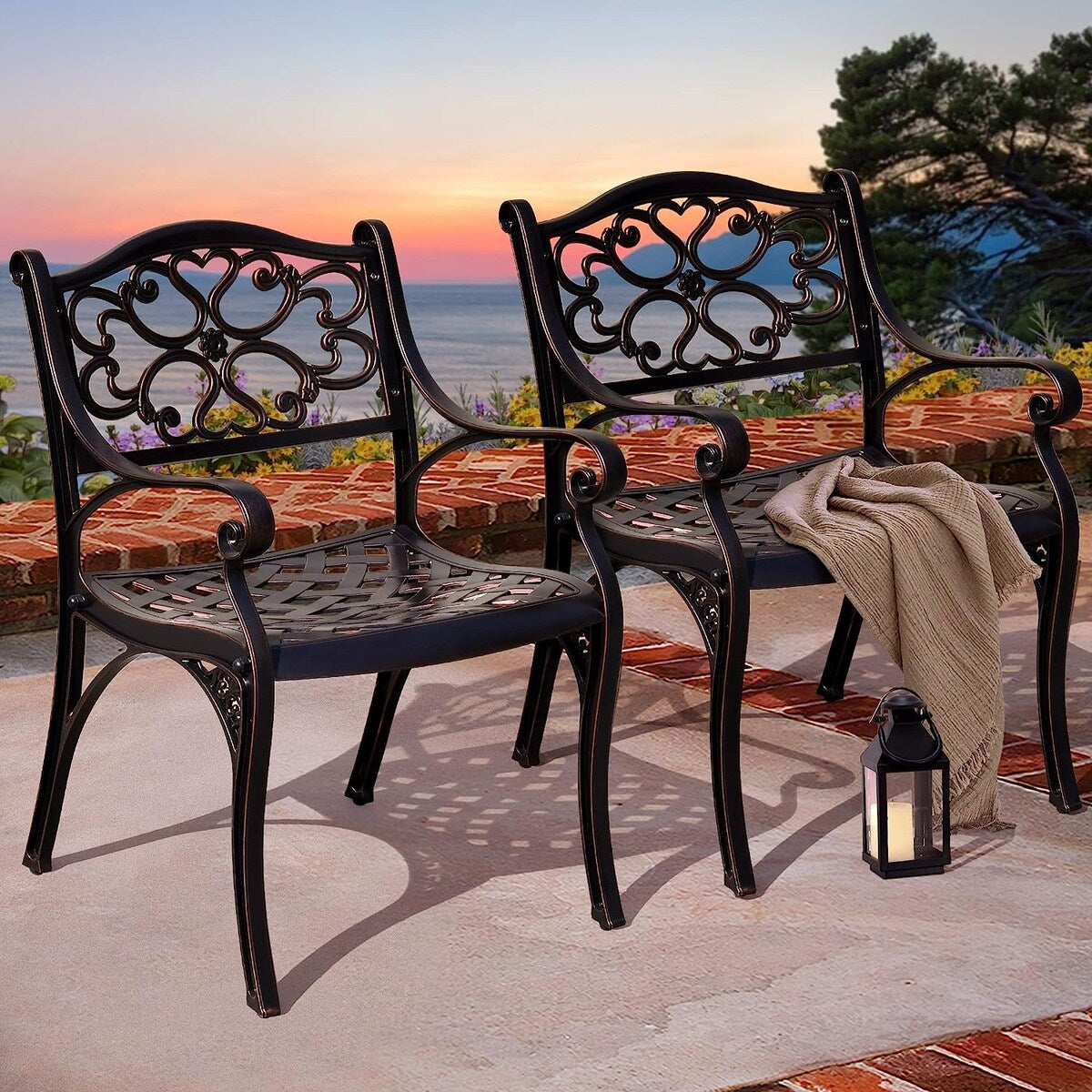 Ensemble de salle à manger de patio en aluminium moulé 5 pièces avec trou pour parasol