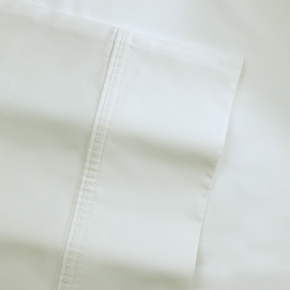 Parure de lit Pointehaven en coton à fibres longues 500 fils avec poche extra profonde