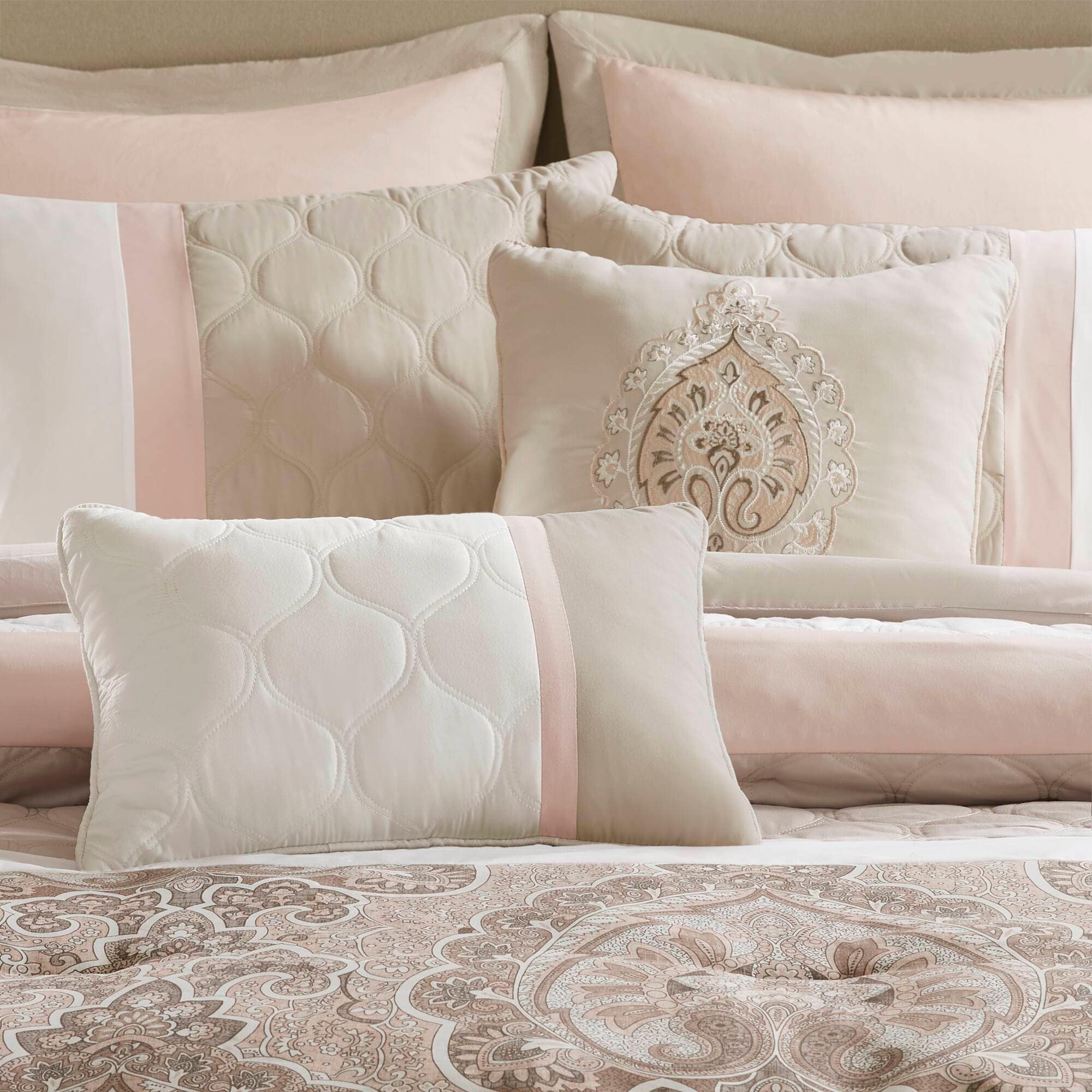 Ensemble de couette Josefina 8 pièces 510 Design