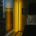 Lampe d'angle en métal RVB 55 LED minimaliste sur pied