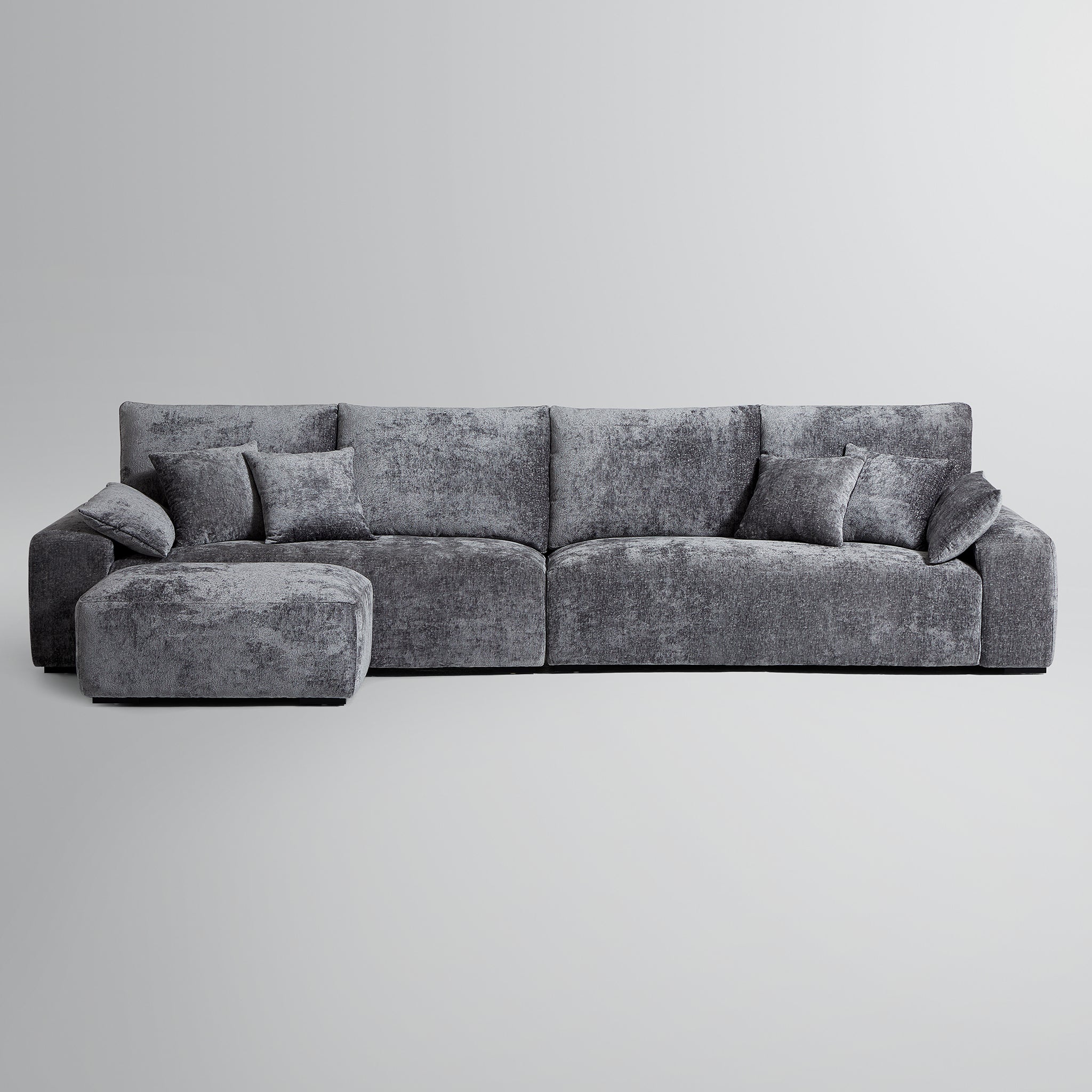 Le canapé et le pouf gris Empress