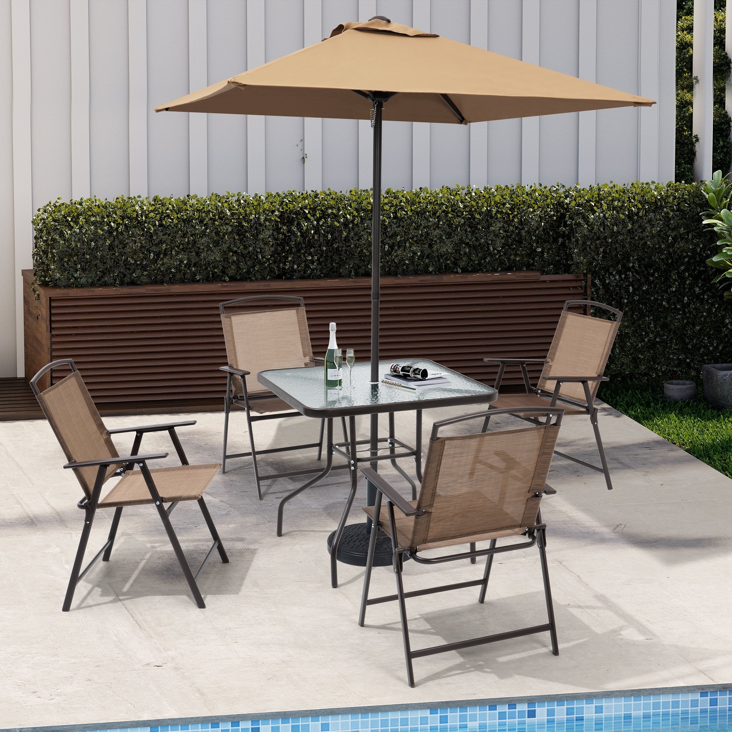 Ensemble de salle à manger d'extérieur 6 pièces avec 4 chaises pliantes, table en verre et parasol sans base - Voir les détails
