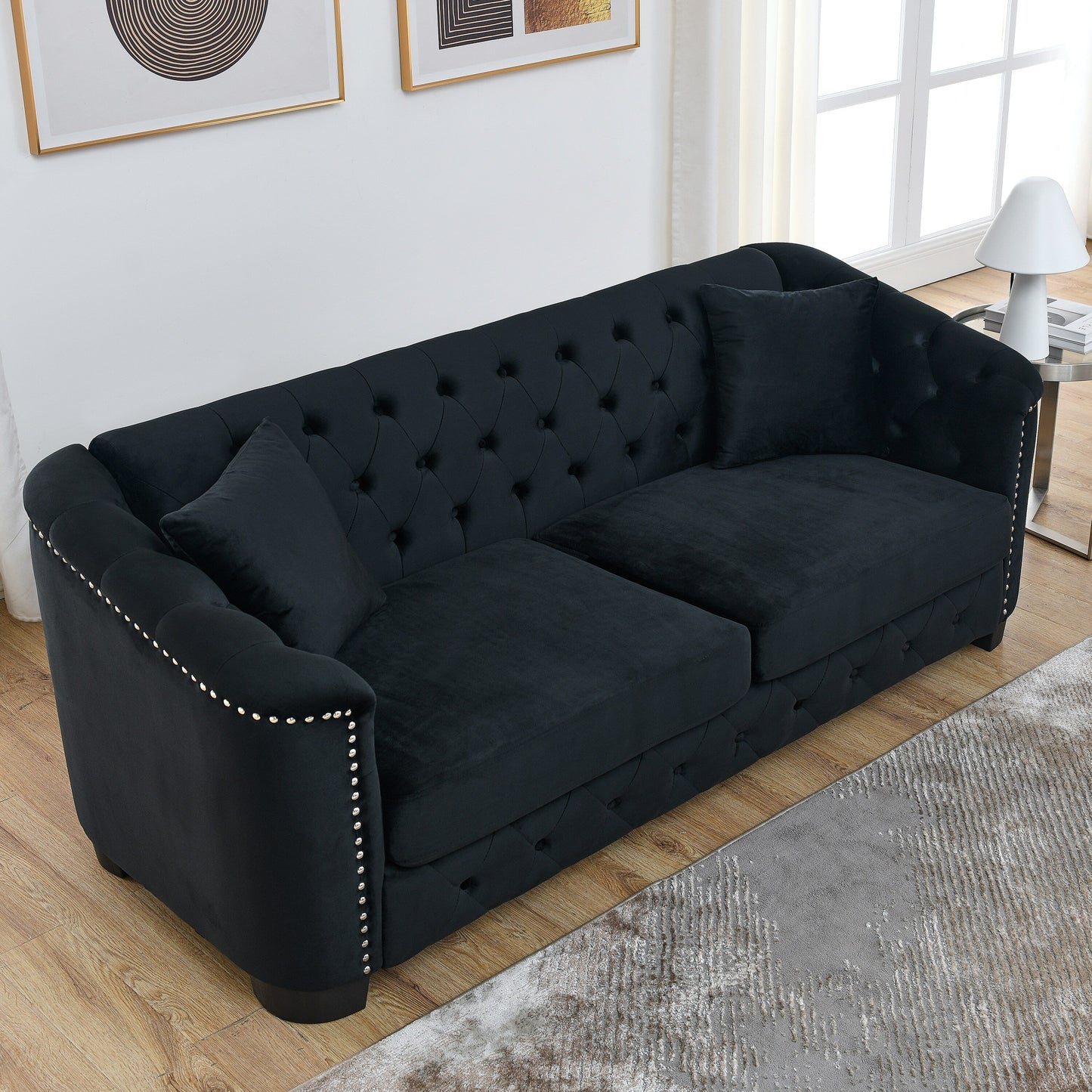 Canapé 3 places moderne en velours de 77 po avec dossiers capitonnés, garniture cloutée et 2 coussins