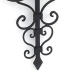 Décoration murale en métal à volutes noires ADECO pour salon