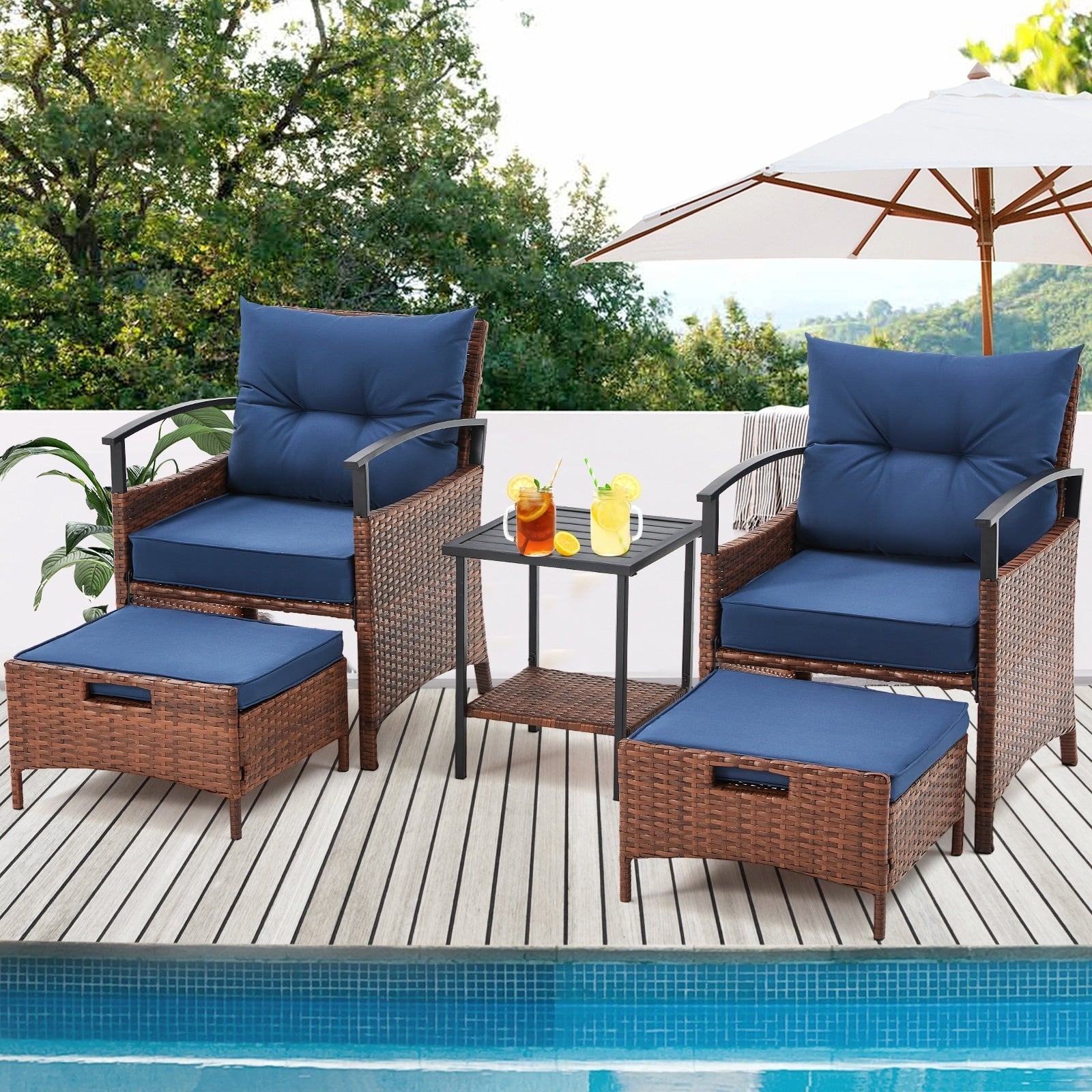 Ensemble de meubles de patio AVAWING 5 pièces en osier avec table basse et pouf