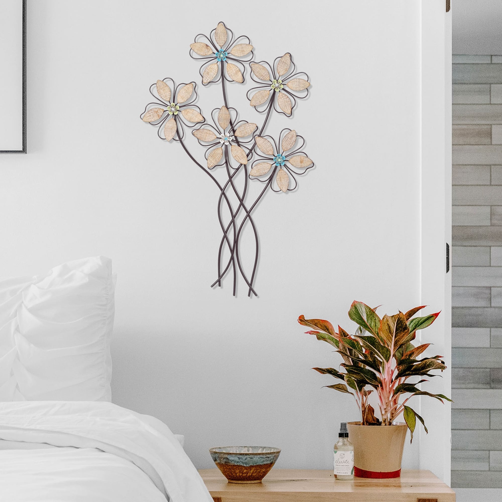 Décoration murale en métal Adeco, sculptures murales à suspendre avec 5 fleurs