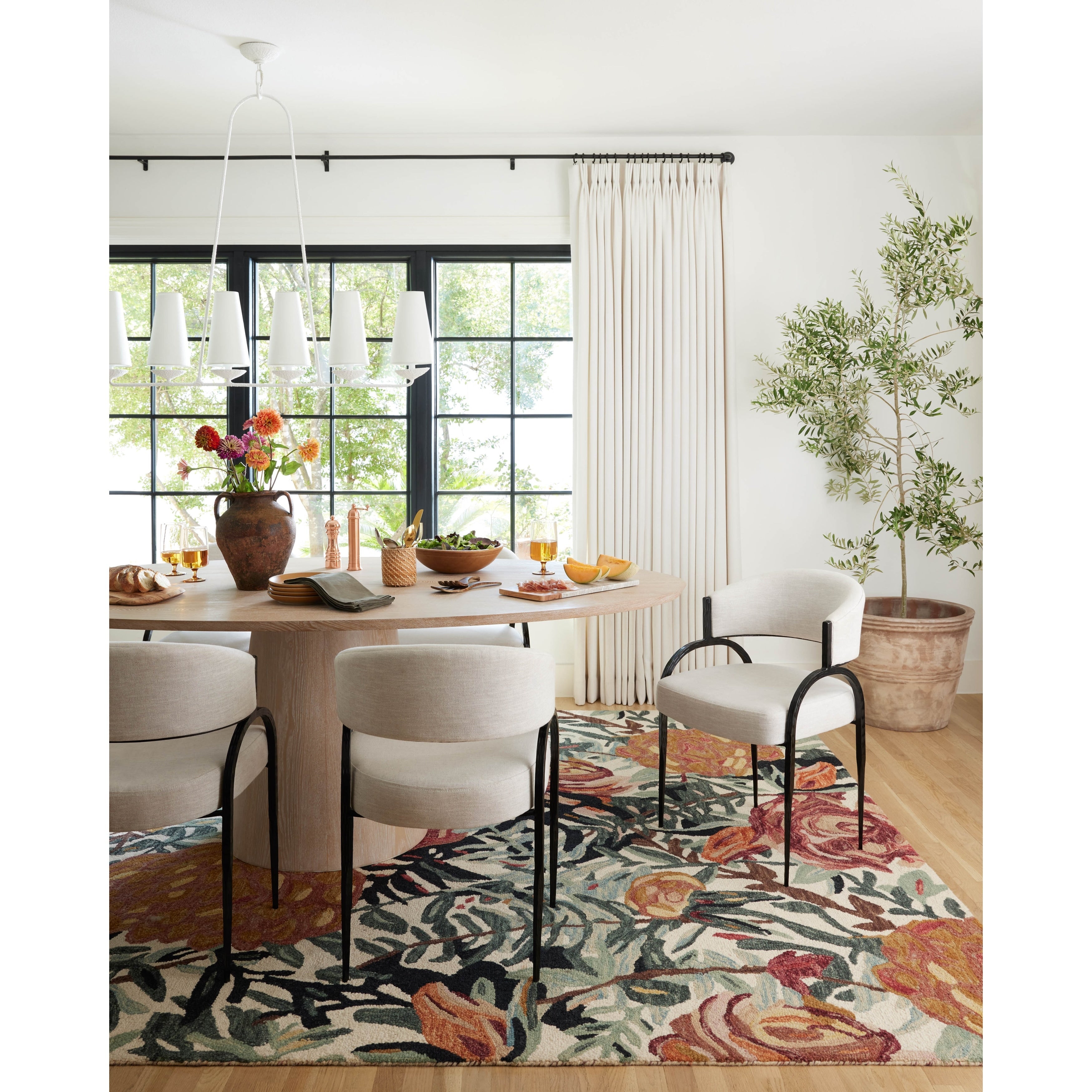 Tapis Alexander Home Evelyn Floral Bouquet