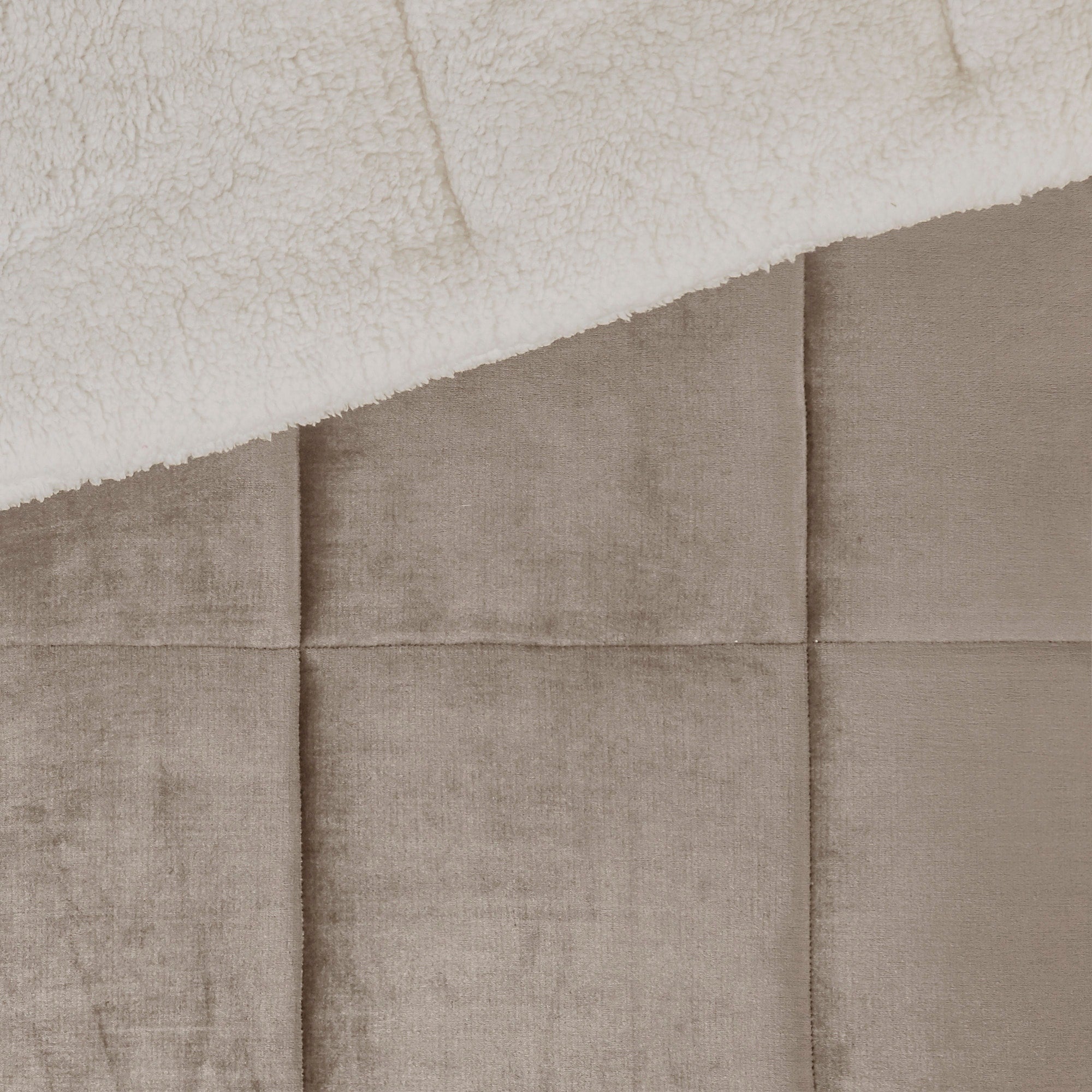 Parure de couette Woolrich Alton en duvet synthétique et sherpa