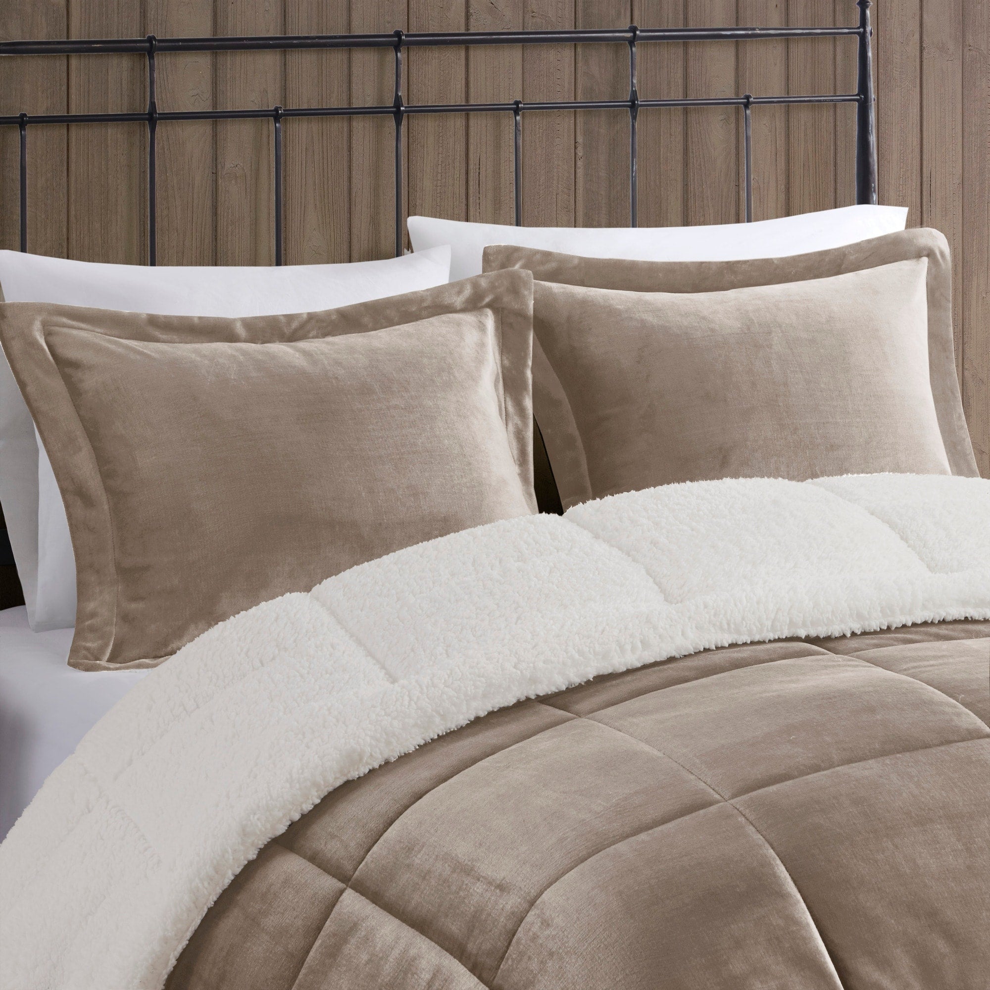 Parure de couette Woolrich Alton en duvet synthétique et sherpa